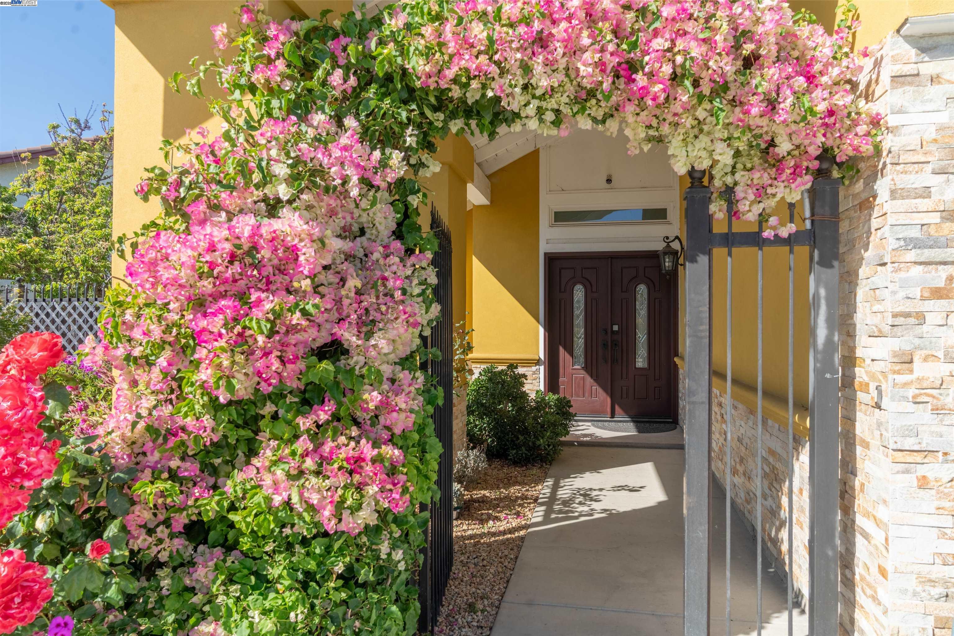 Detail Gallery Image 5 of 40 For 626 Hollyhock Dr, San Leandro,  CA 94578 - 4 Beds | 3 Baths