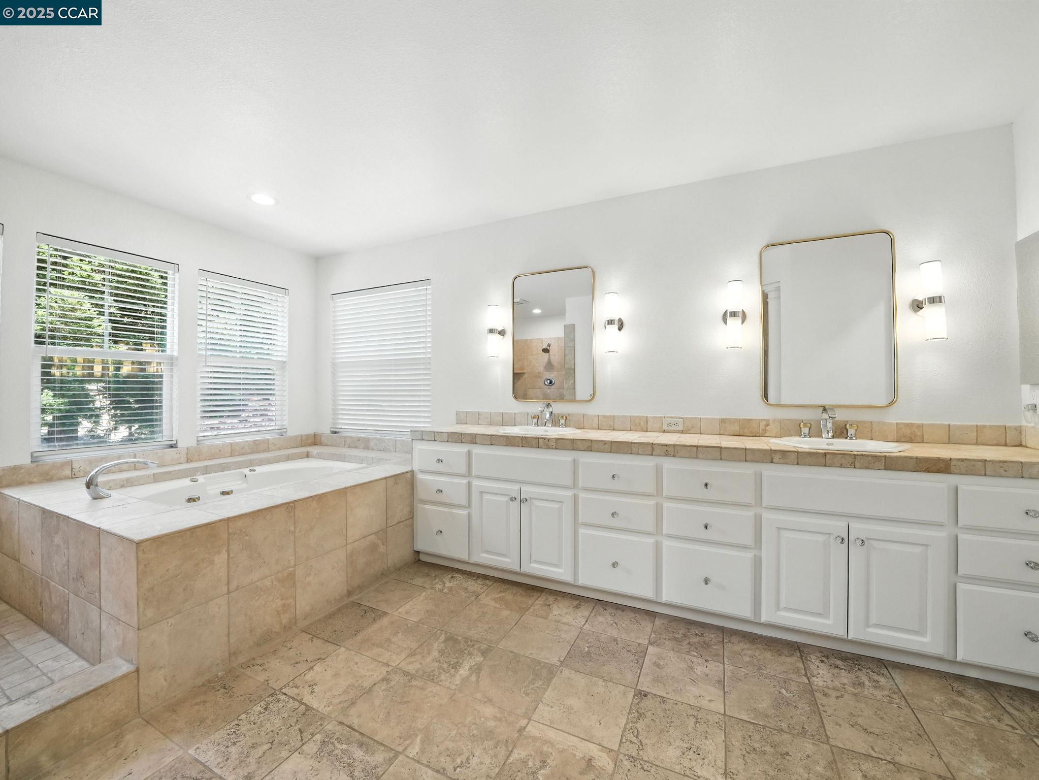 107 Leafield Rd, Danville, California 94506, 5 Bedrooms Bedrooms, 12 Rooms Rooms,3 BathroomsBathrooms,Residential Lease,For Rent,107 Leafield Rd,41098888