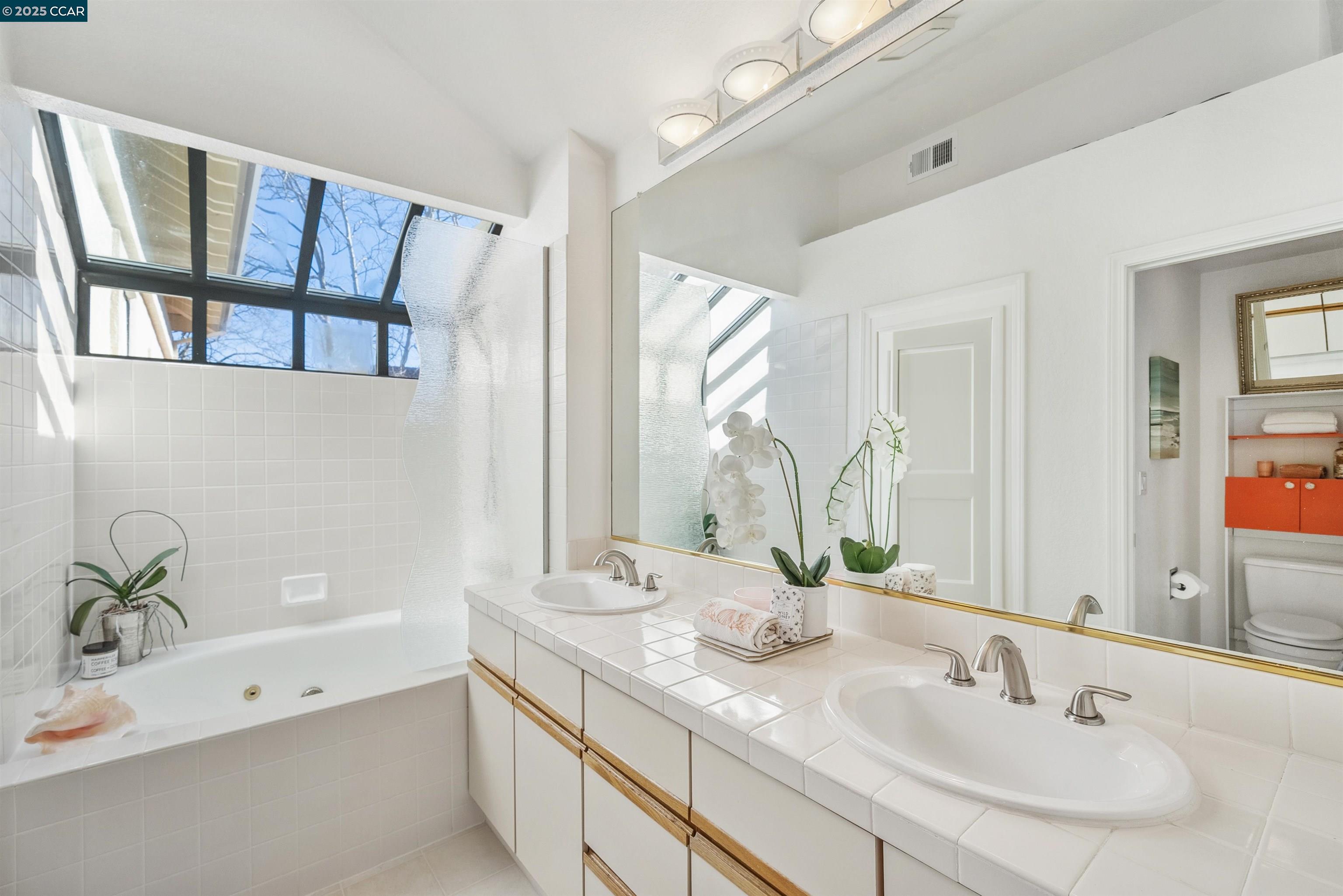 Photo #14: 41098890 Listing: Photo #14