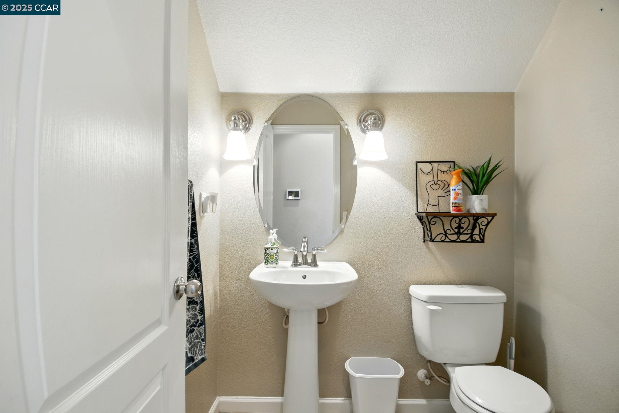 Detail Gallery Image 35 of 55 For 35 Belluno Dr, Stockton,  CA 95209 - 3 Beds | 2/1 Baths