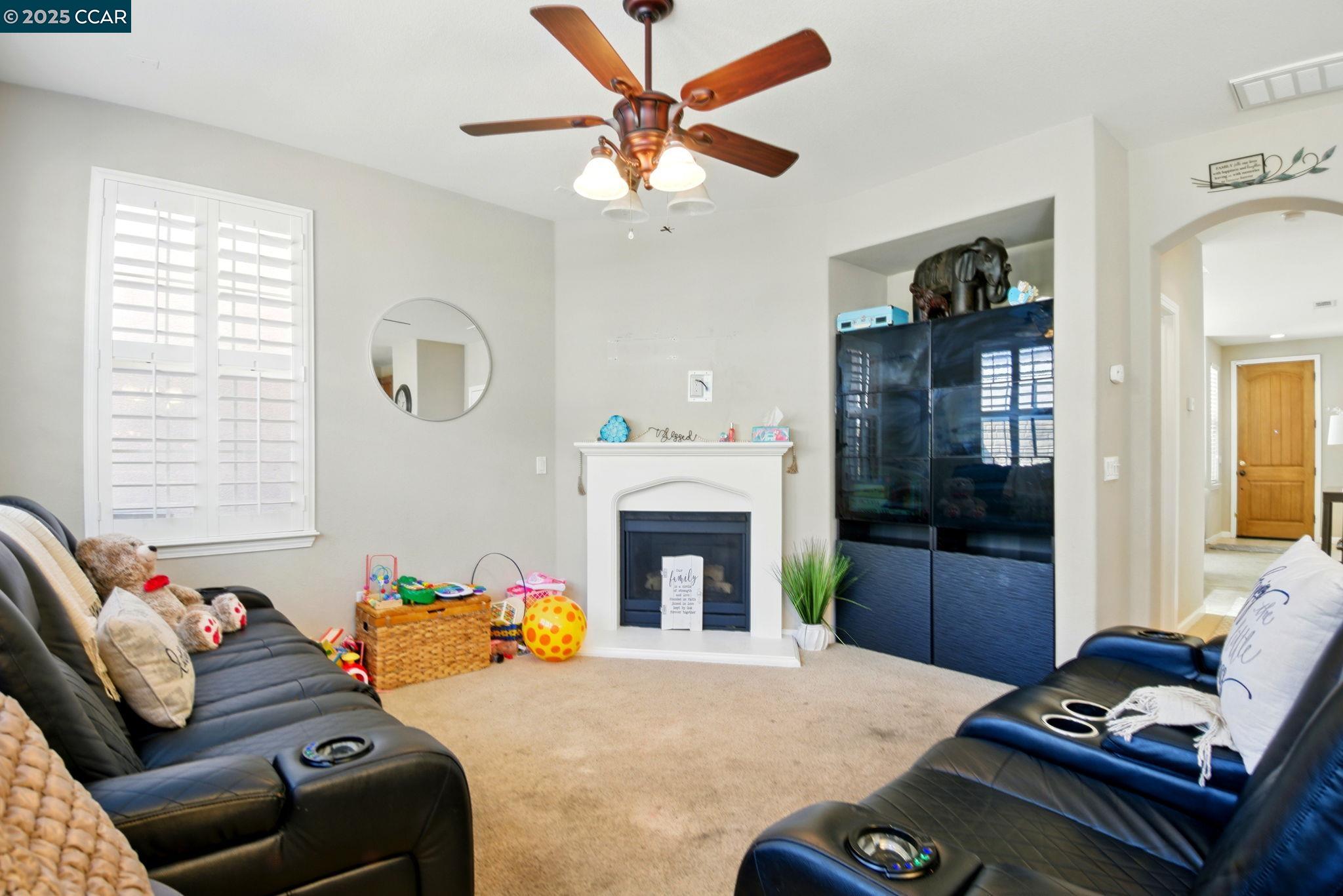 Detail Gallery Image 38 of 55 For 35 Belluno Dr, Stockton,  CA 95209 - 3 Beds | 2/1 Baths