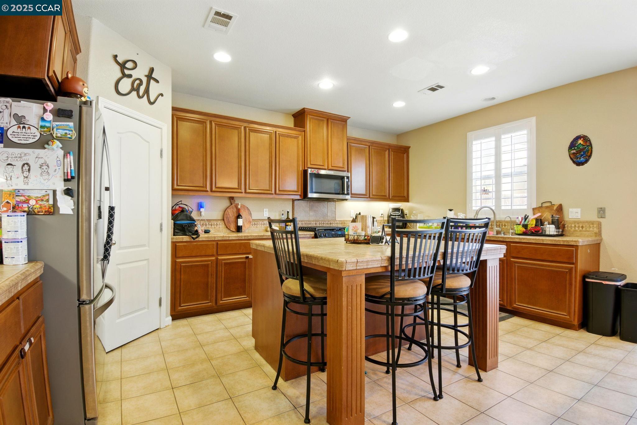 Detail Gallery Image 41 of 55 For 35 Belluno Dr, Stockton,  CA 95209 - 3 Beds | 2/1 Baths