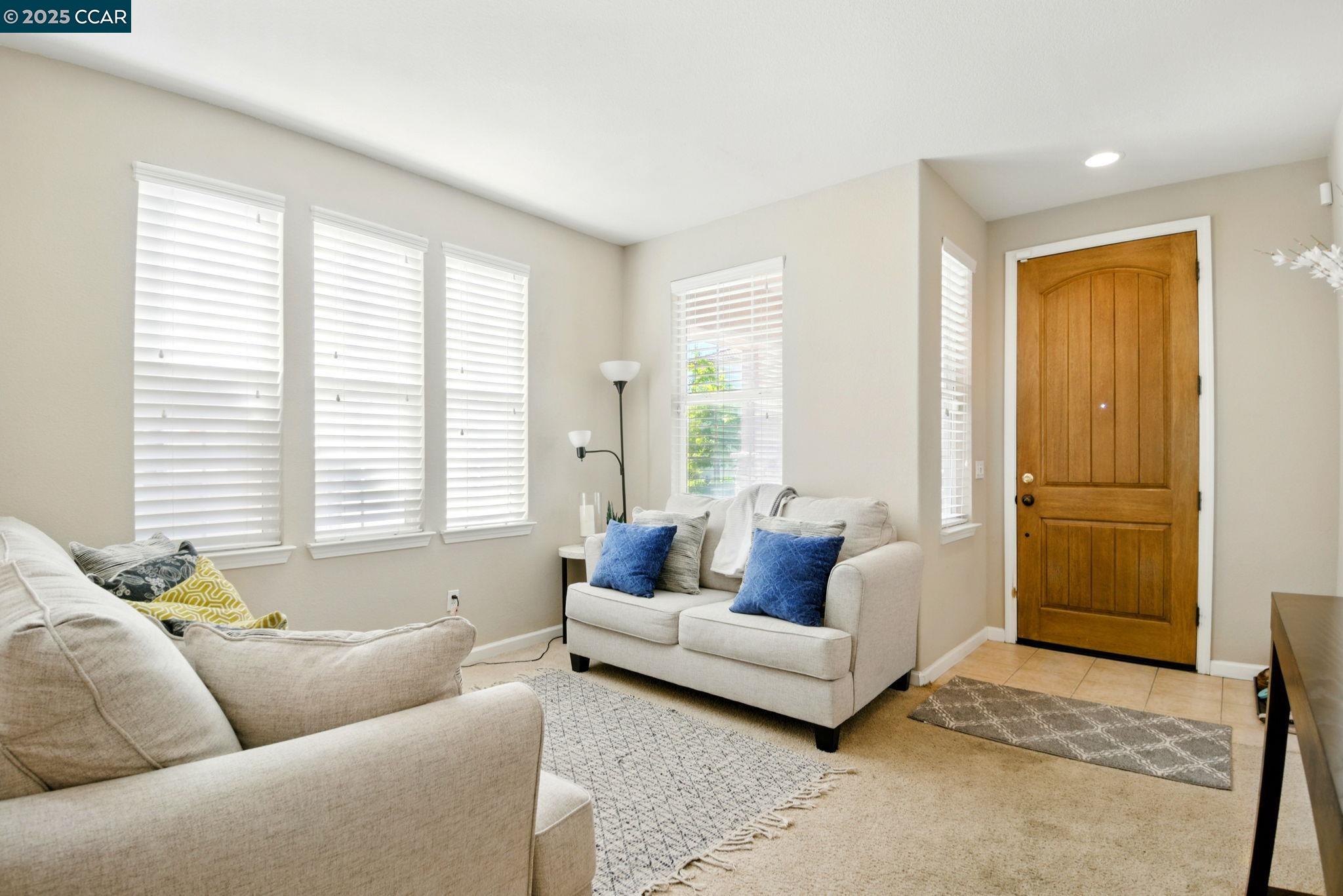 Detail Gallery Image 7 of 55 For 35 Belluno Dr, Stockton,  CA 95209 - 3 Beds | 2/1 Baths