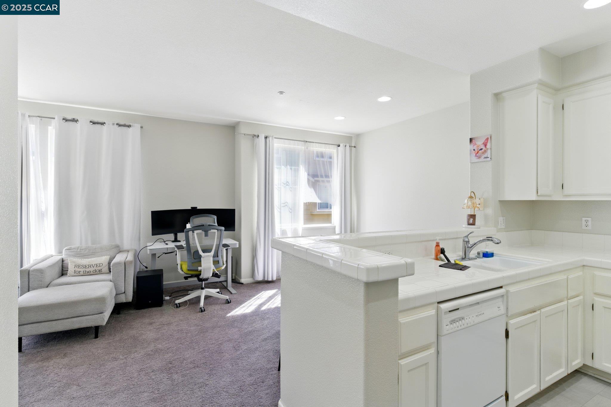 Photo #14: 41098892 Listing: Photo #14