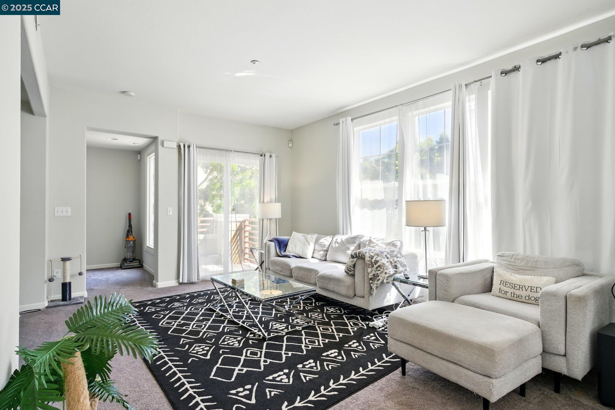 Photo #3: 41098892 Listing 