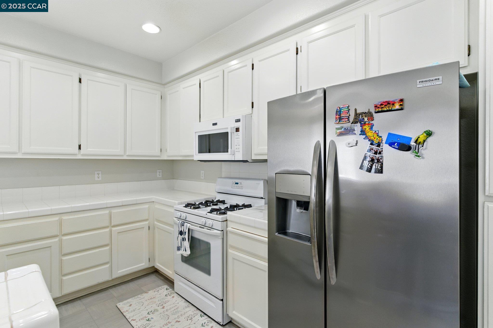 Photo #10: 41098892 Listing: Photo #10