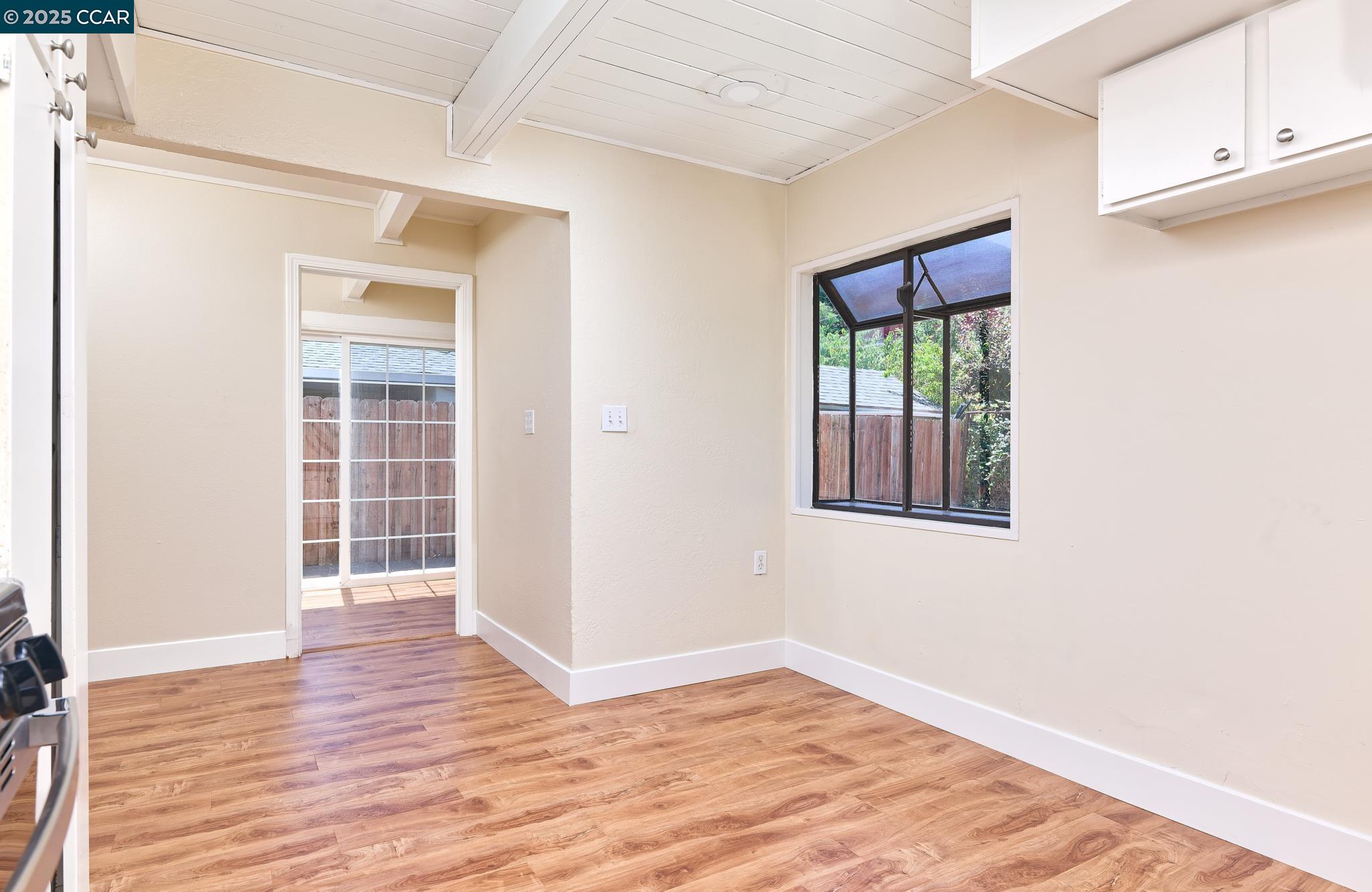 Detail Gallery Image 13 of 20 For 1589 Magazine St, Vallejo,  CA 94591 - 3 Beds | 2 Baths