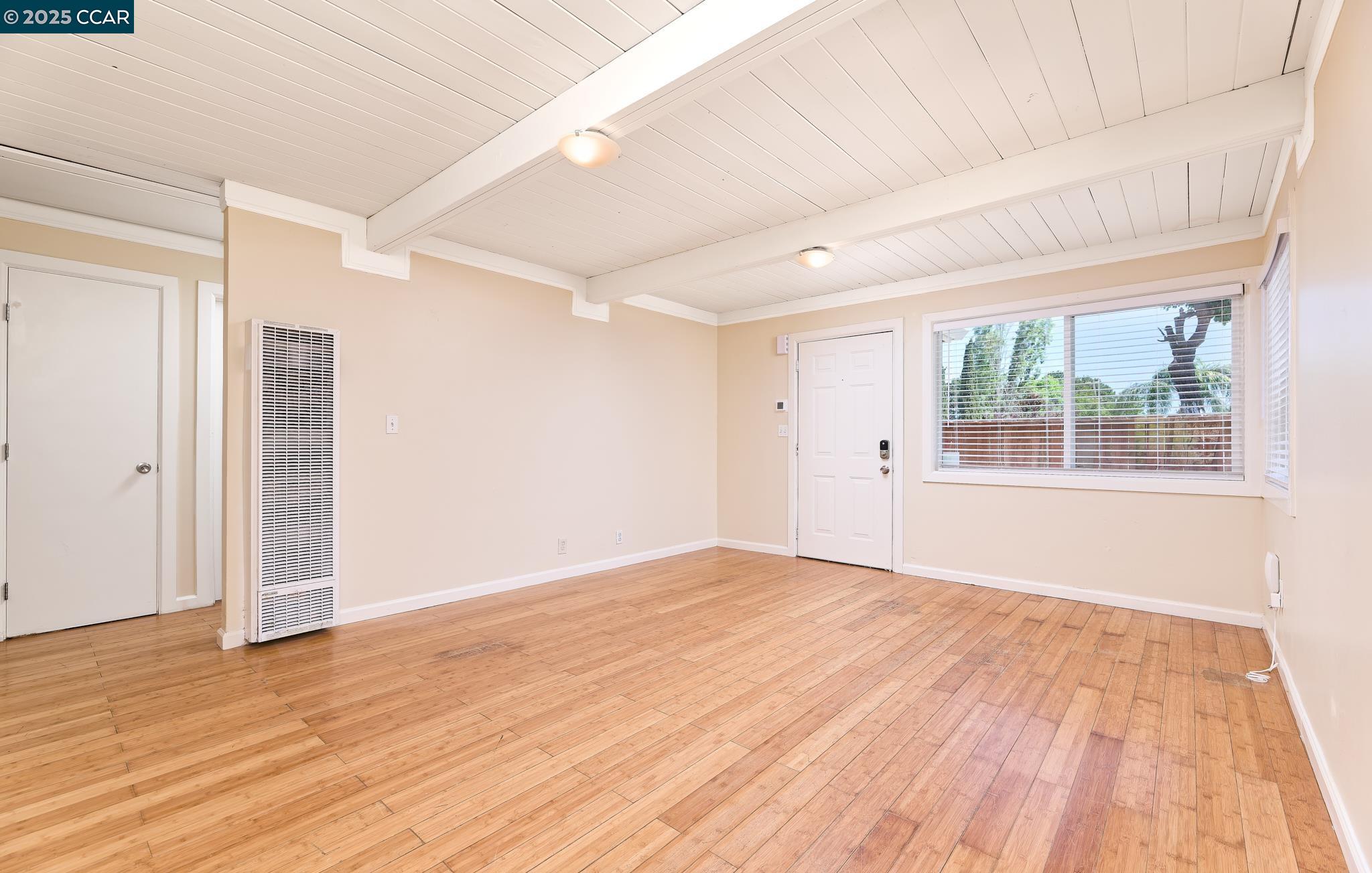 Detail Gallery Image 10 of 20 For 1589 Magazine St, Vallejo,  CA 94591 - 3 Beds | 2 Baths