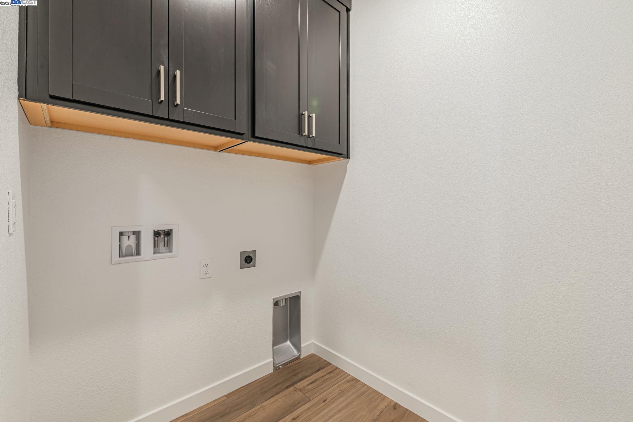 Detail Gallery Image 9 of 11 For 359 Astilbe Street, Discovery Bay,  CA 94505 - 3 Beds | 2 Baths