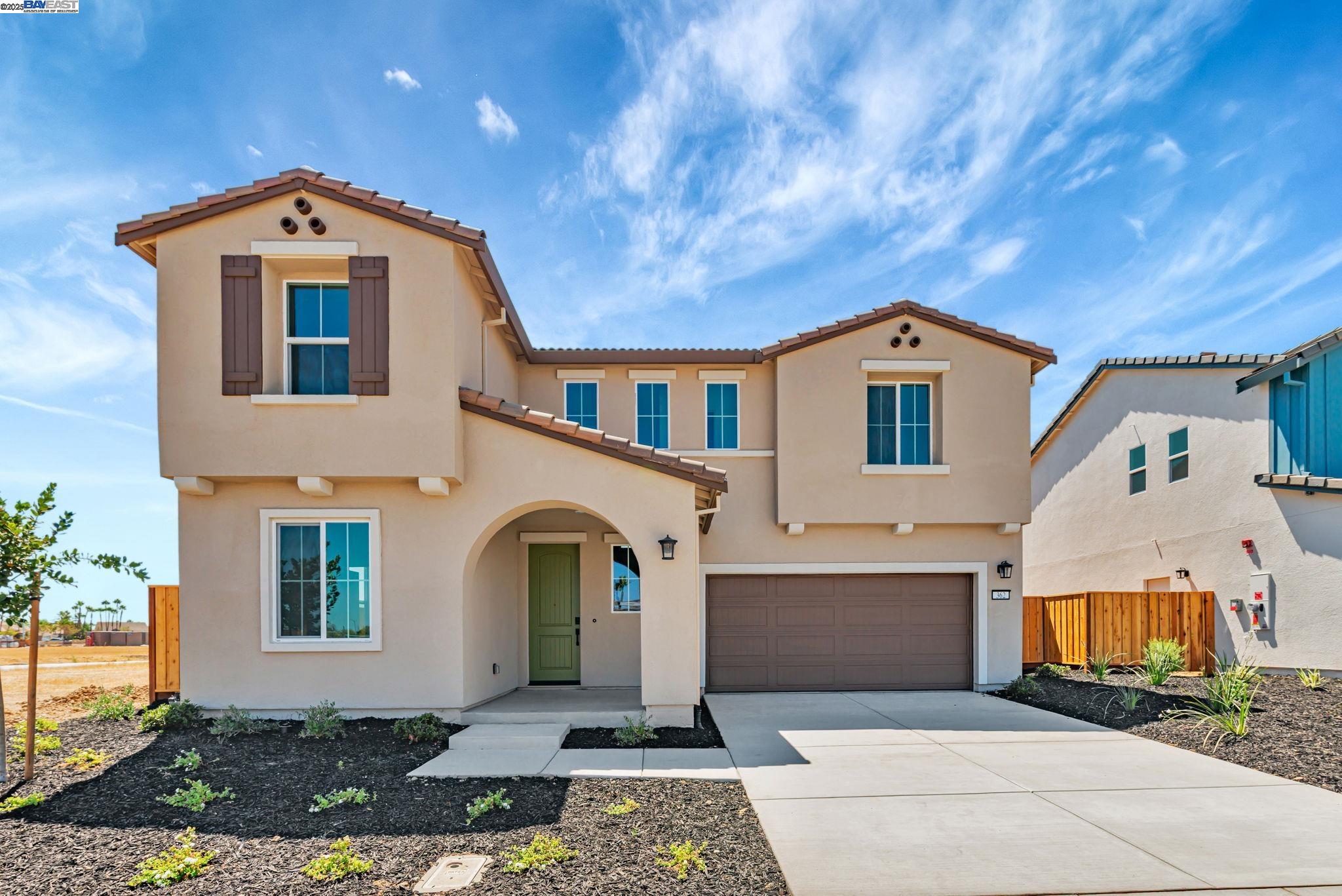 Detail Gallery Image 1 of 12 For 362 Astilbe Street, Discovery Bay,  CA 94505 - 5 Beds | 3/1 Baths