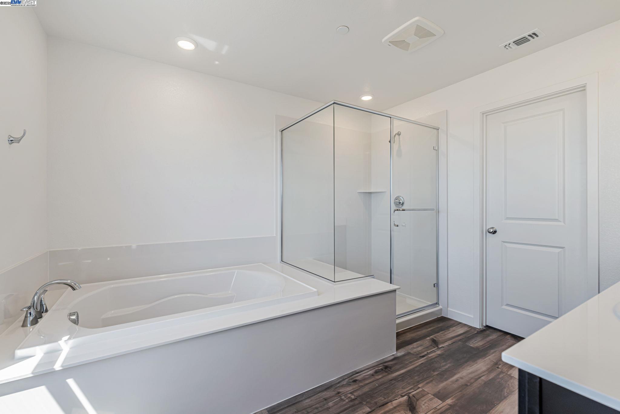 Detail Gallery Image 8 of 12 For 362 Astilbe Street, Discovery Bay,  CA 94505 - 5 Beds | 3/1 Baths