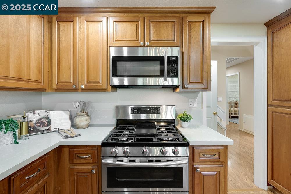 Photo #9: 41098915 Listing: Photo #9