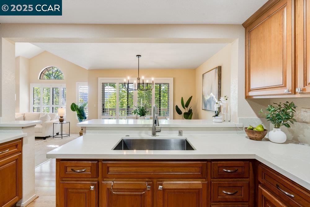 Photo #10: 41098915 Listing: Photo #10