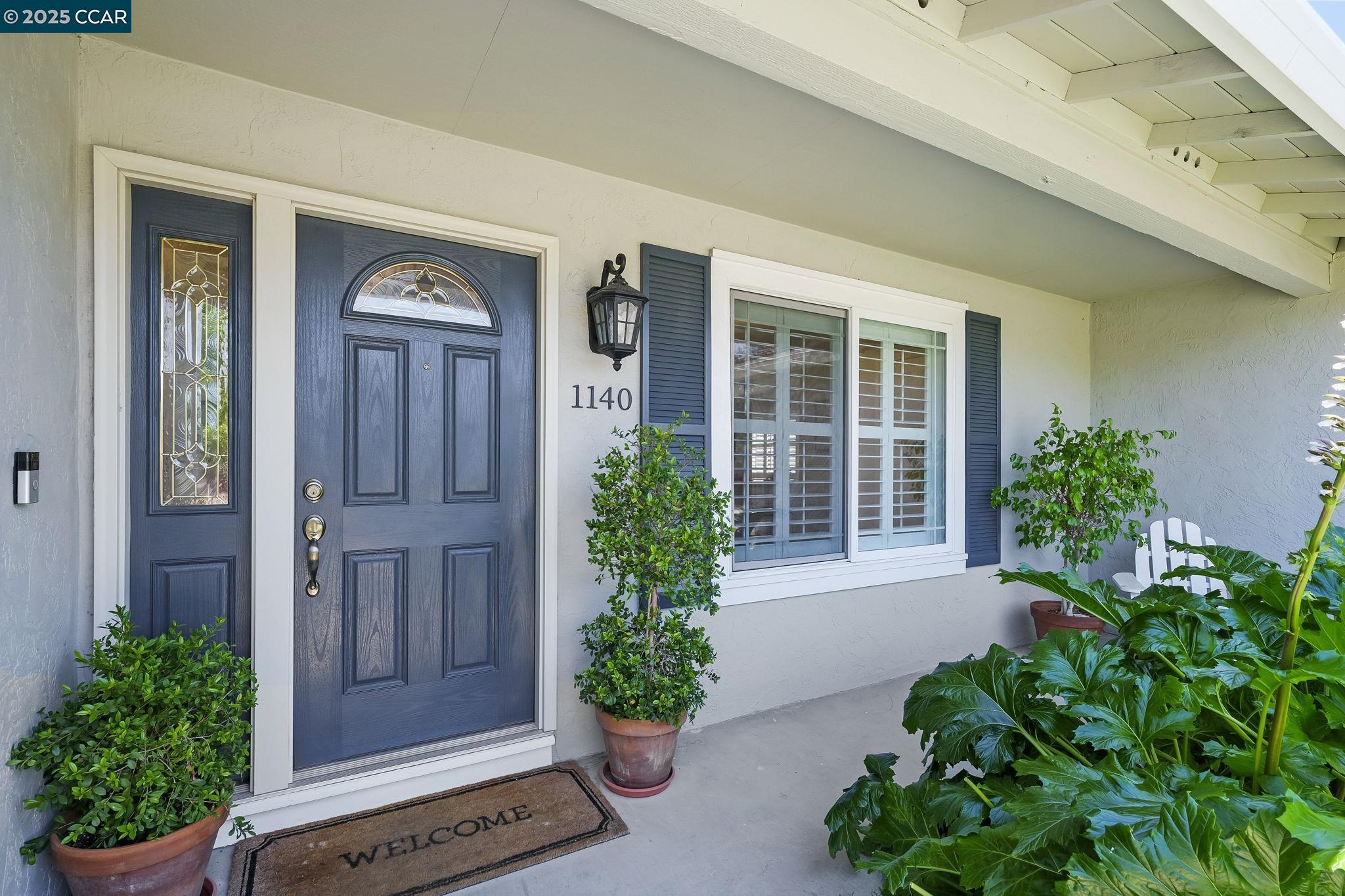 Detail Gallery Image 4 of 34 For 1140 Jamie Dr, Concord,  CA 94518 - 4 Beds | 2/1 Baths