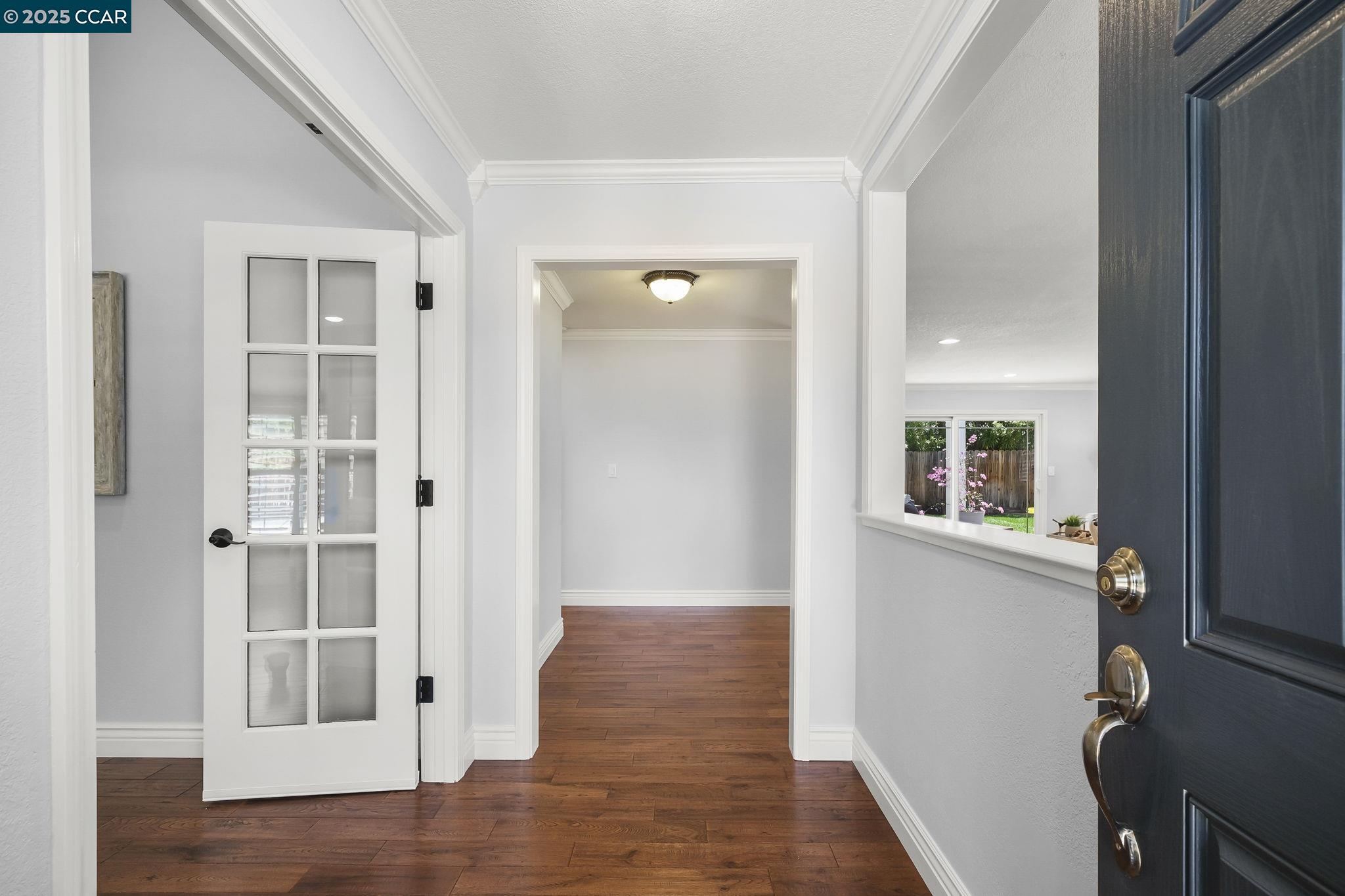 Detail Gallery Image 5 of 34 For 1140 Jamie Dr, Concord,  CA 94518 - 4 Beds | 2/1 Baths