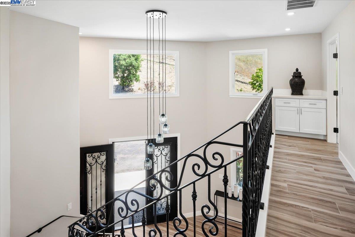 Detail Gallery Image 24 of 59 For 325 Bollinger Estates Ct, San Ramon,  CA 94583 - 4 Beds | 4/1 Baths