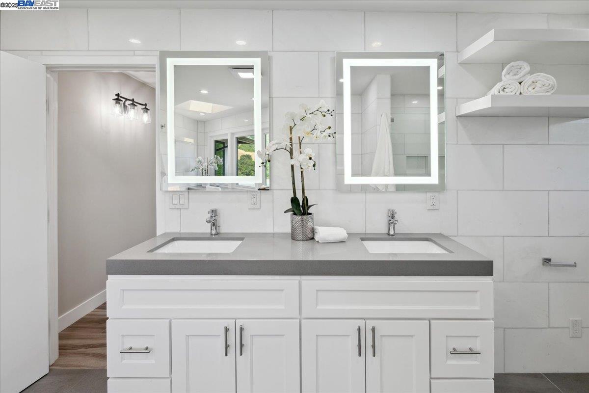 Detail Gallery Image 30 of 59 For 325 Bollinger Estates Ct, San Ramon,  CA 94583 - 4 Beds | 4/1 Baths