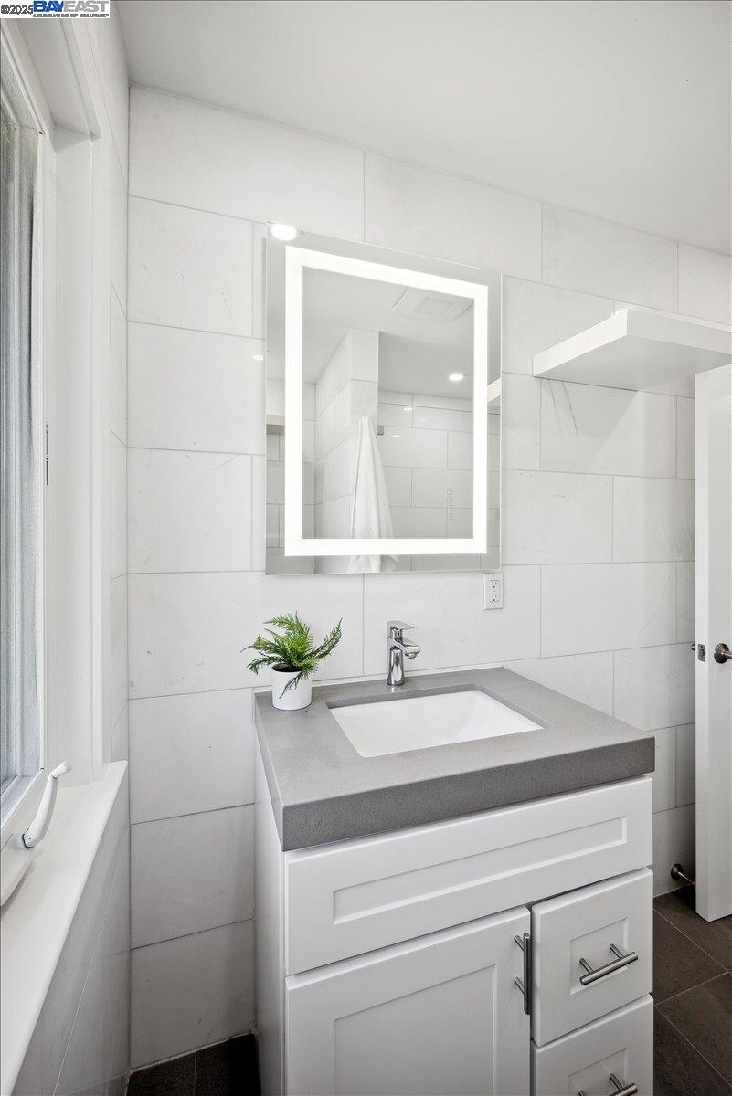Detail Gallery Image 39 of 59 For 325 Bollinger Estates Ct, San Ramon,  CA 94583 - 4 Beds | 4/1 Baths