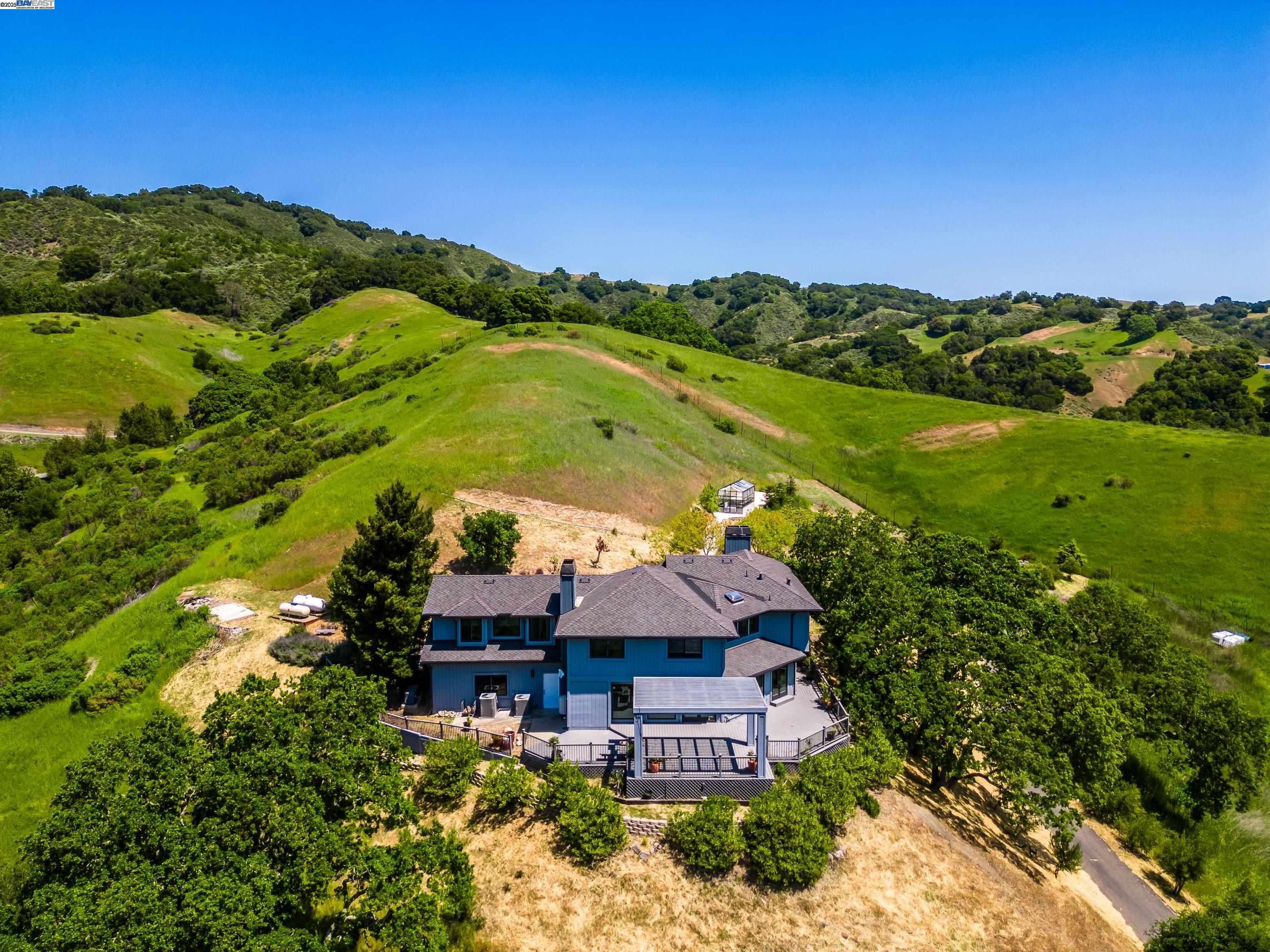 Detail Gallery Image 54 of 59 For 325 Bollinger Estates Ct, San Ramon,  CA 94583 - 4 Beds | 4/1 Baths