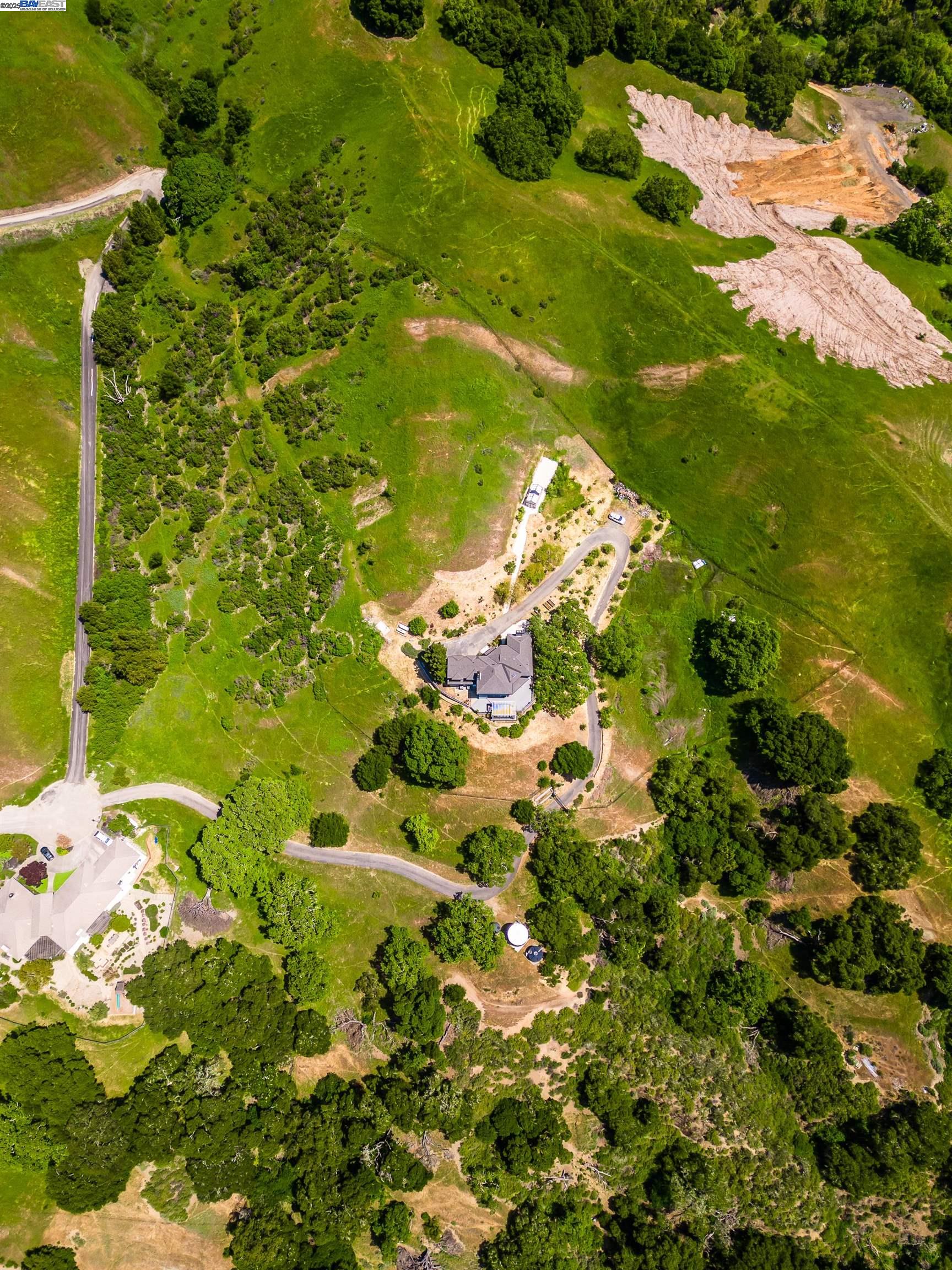 Detail Gallery Image 58 of 59 For 325 Bollinger Estates Ct, San Ramon,  CA 94583 - 4 Beds | 4/1 Baths