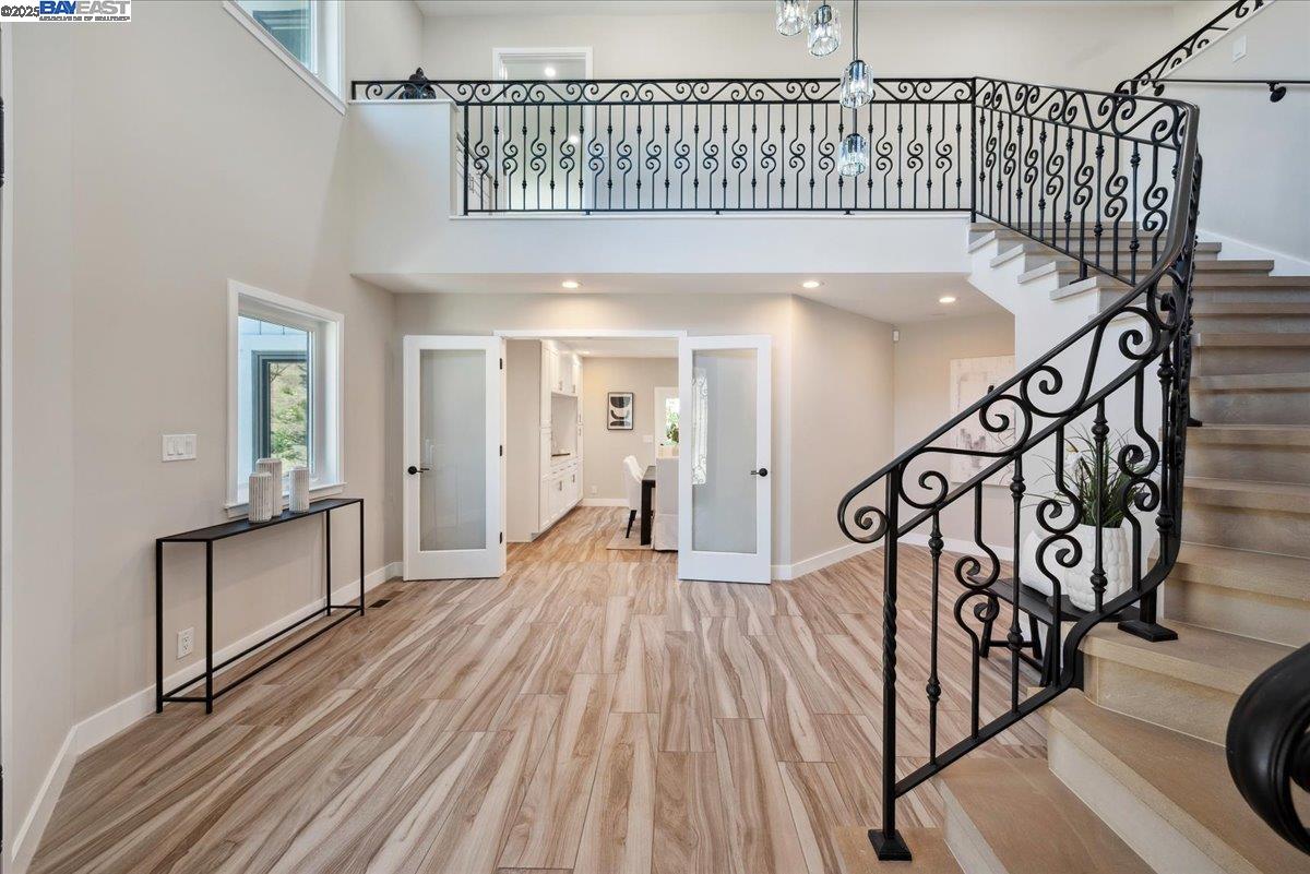 Detail Gallery Image 7 of 59 For 325 Bollinger Estates Ct, San Ramon,  CA 94583 - 4 Beds | 4/1 Baths