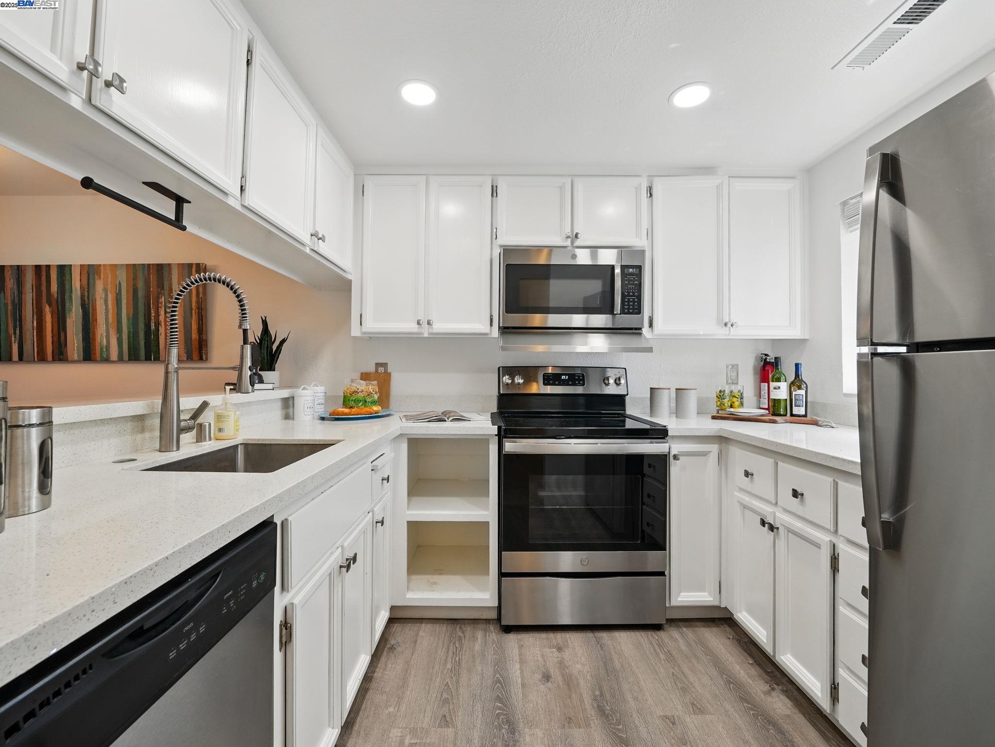 Photo #3: 41098952 Listing 