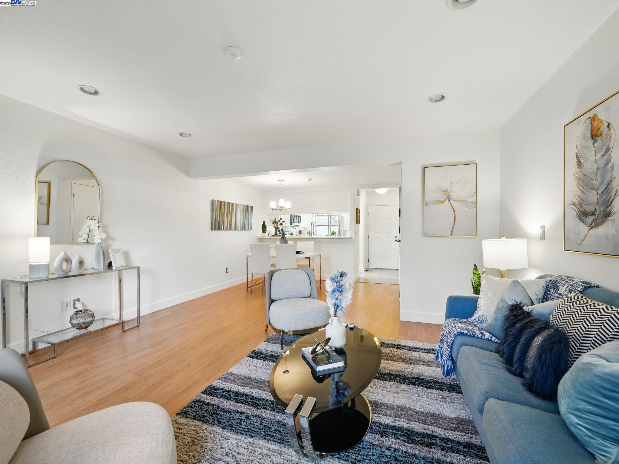 Photo #10: 41098952 Listing: Photo #10
