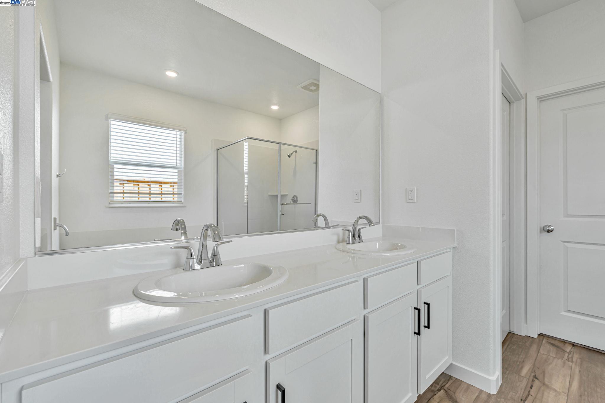 Detail Gallery Image 7 of 11 For 351 Astilbe Street, Discovery Bay,  CA 94505 - 3 Beds | 2 Baths