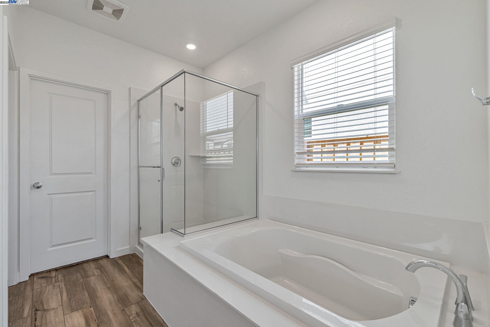 Detail Gallery Image 8 of 11 For 351 Astilbe Street, Discovery Bay,  CA 94505 - 3 Beds | 2 Baths