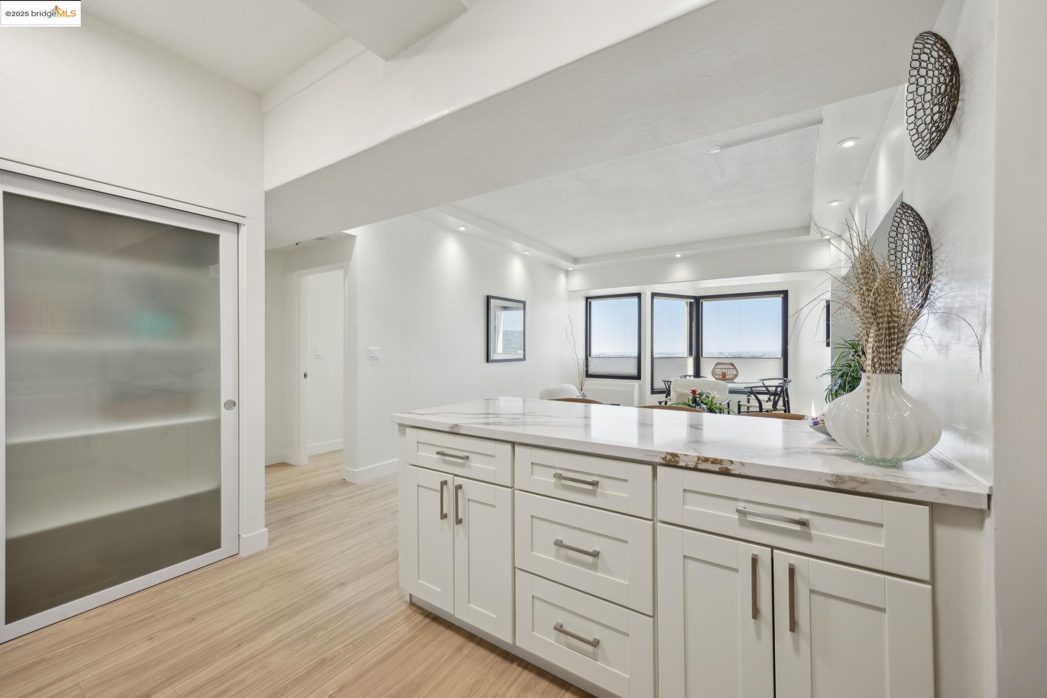 Photo #12: 41098964 Listing: Photo #12
