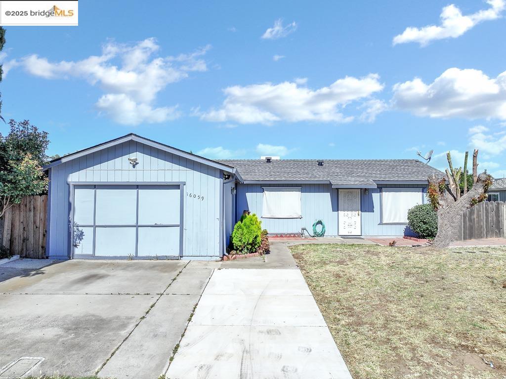 Detail Gallery Image 1 of 27 For 16059 Bizzibe St, Lathrop,  CA 95330 - 3 Beds | 1 Baths