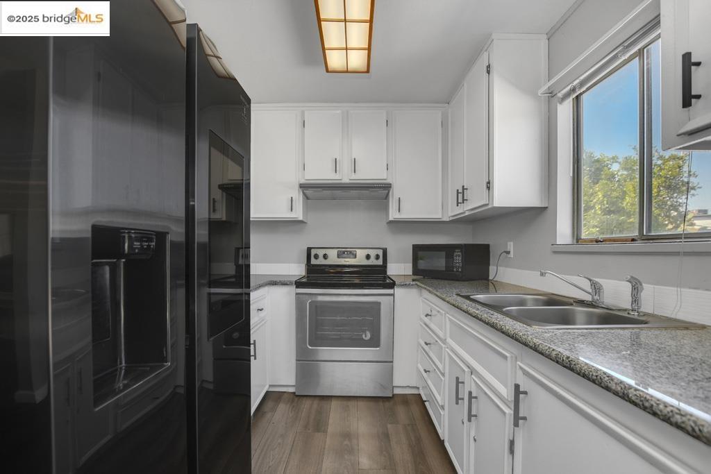 Detail Gallery Image 11 of 27 For 16059 Bizzibe St, Lathrop,  CA 95330 - 3 Beds | 1 Baths