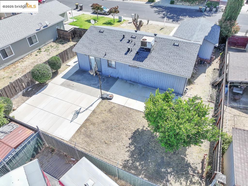 Detail Gallery Image 23 of 27 For 16059 Bizzibe St, Lathrop,  CA 95330 - 3 Beds | 1 Baths