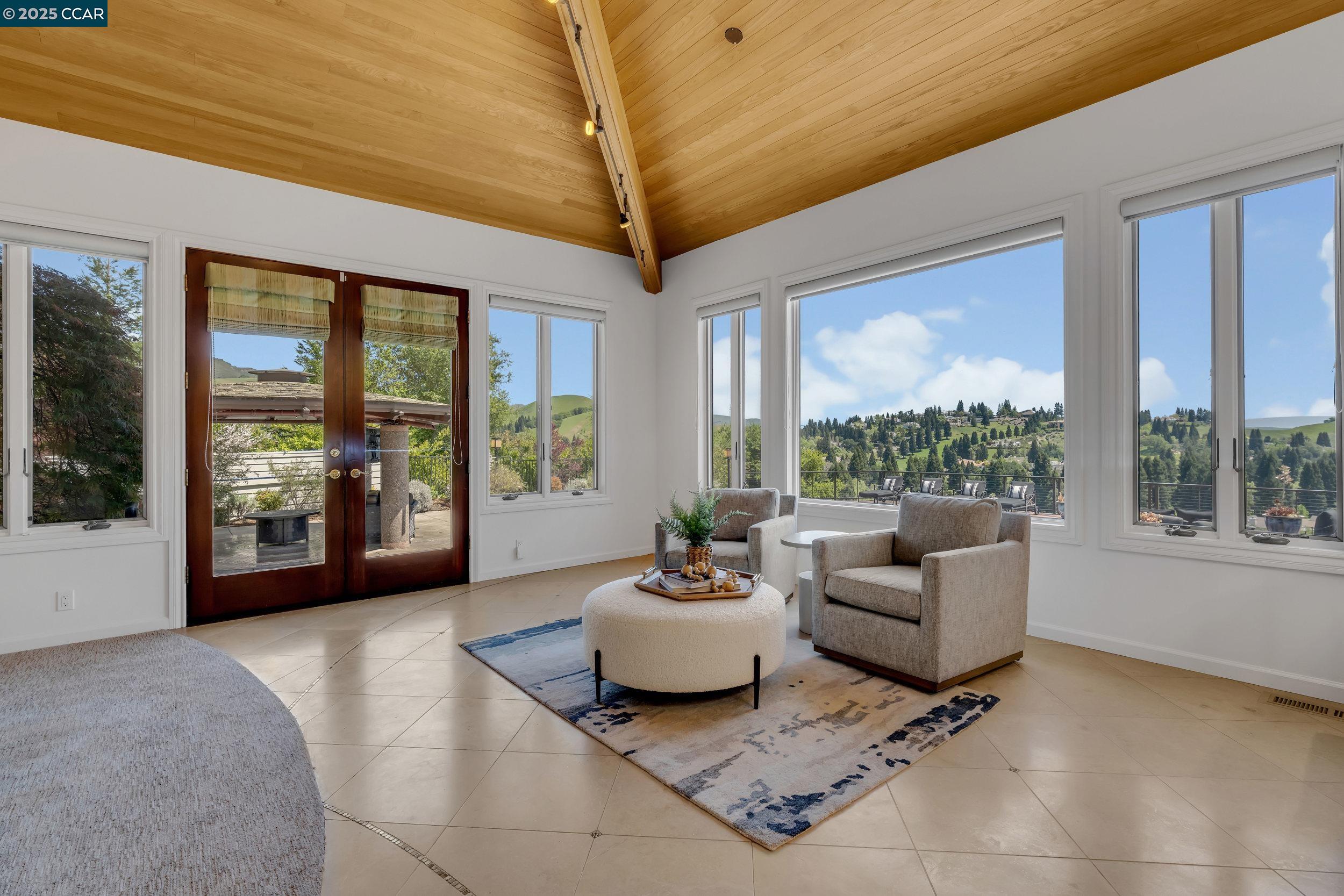 Detail Gallery Image 20 of 60 For 1121 Eagle Nest Ct, Danville,  CA 94506 - 5 Beds | 6 Baths