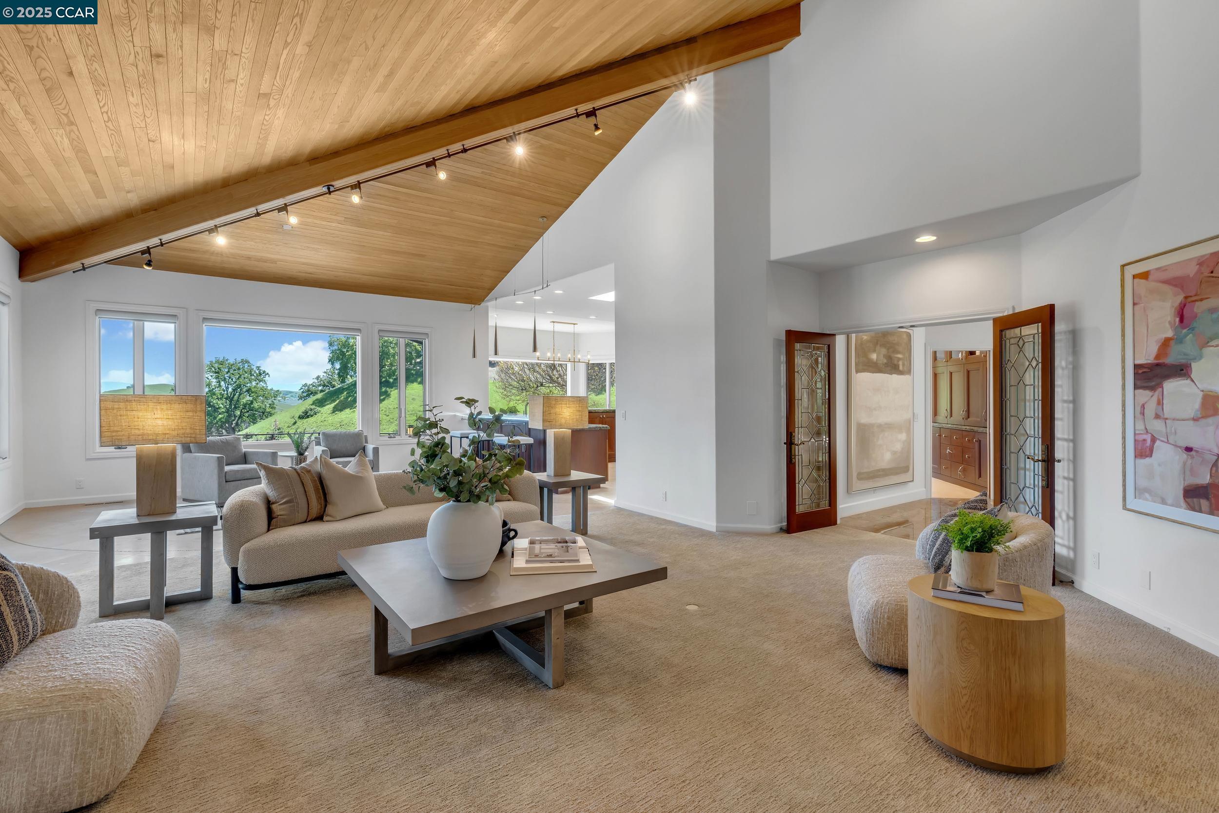 Detail Gallery Image 22 of 60 For 1121 Eagle Nest Ct, Danville,  CA 94506 - 5 Beds | 6 Baths
