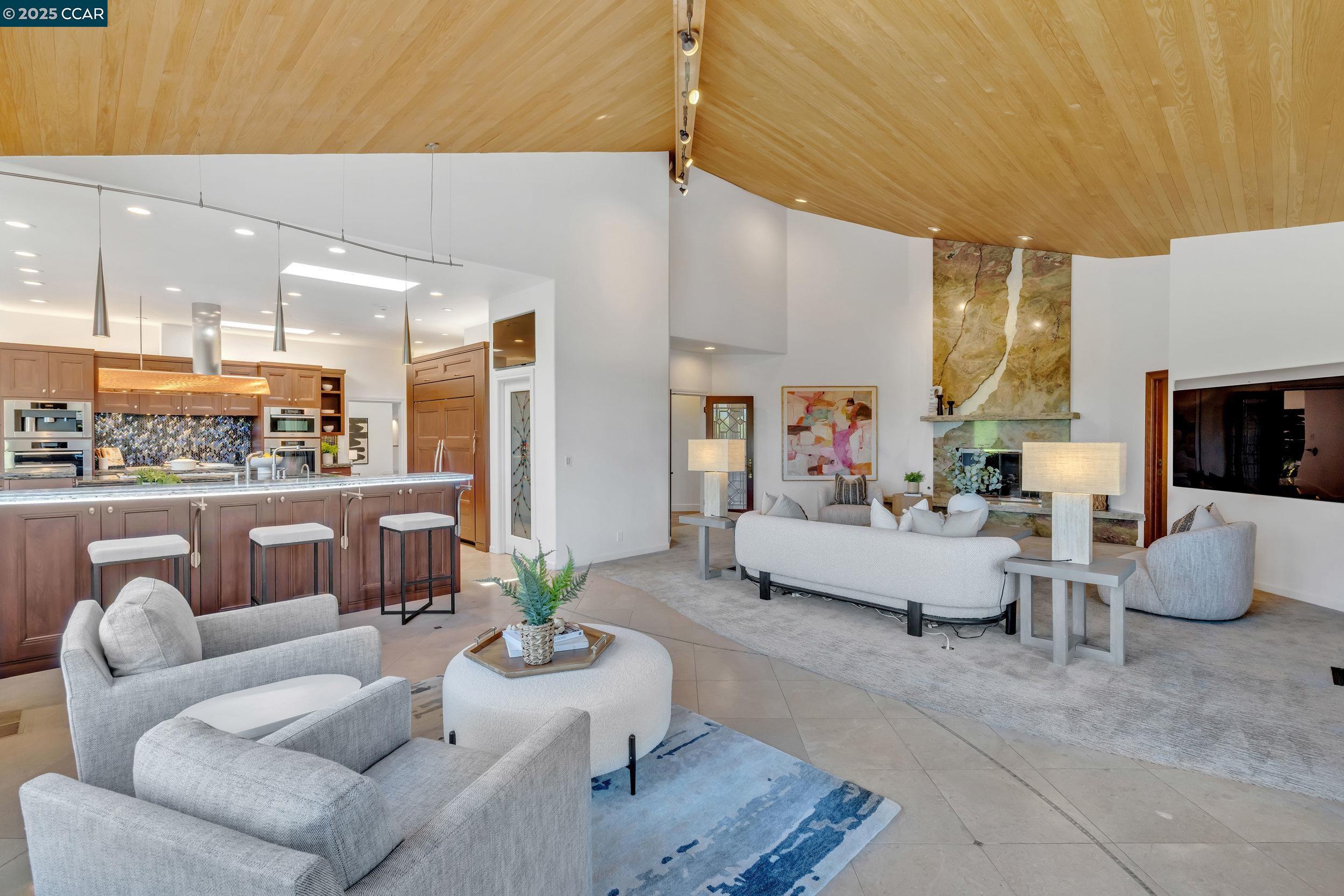 Detail Gallery Image 25 of 60 For 1121 Eagle Nest Ct, Danville,  CA 94506 - 5 Beds | 6 Baths