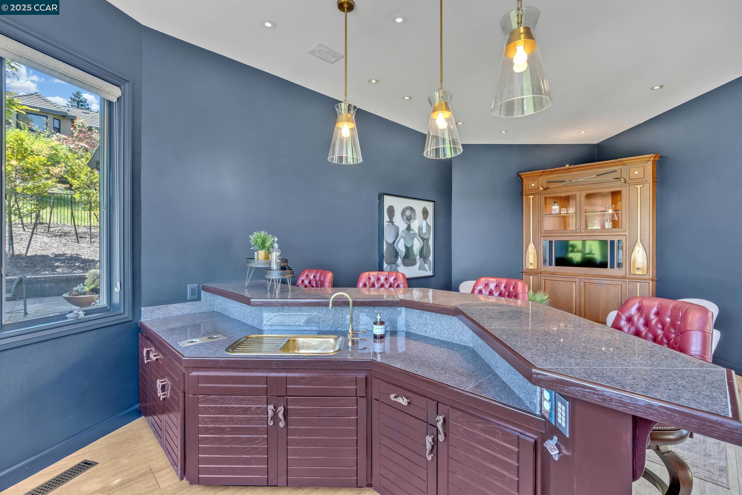 Detail Gallery Image 37 of 60 For 1121 Eagle Nest Ct, Danville,  CA 94506 - 5 Beds | 6 Baths