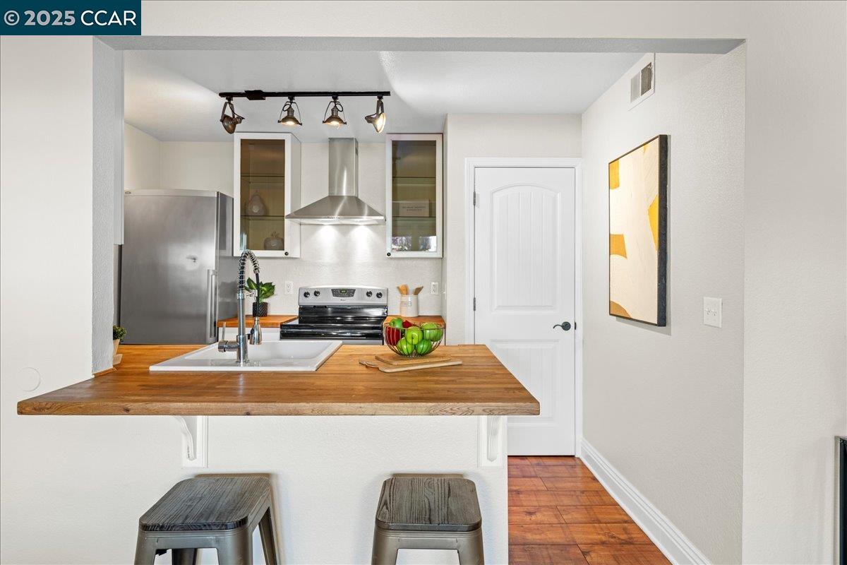 Photo #3: 41098987 Listing 