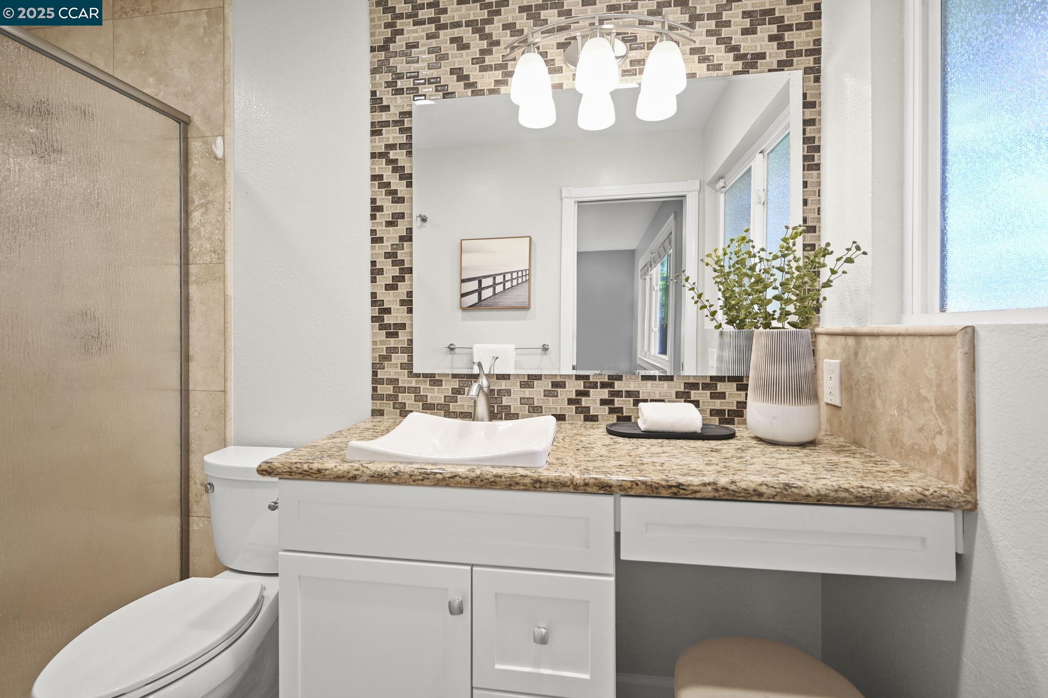 Detail Gallery Image 18 of 36 For 214 via Mantilla, Walnut Creek,  CA 94598 - 4 Beds | 2 Baths