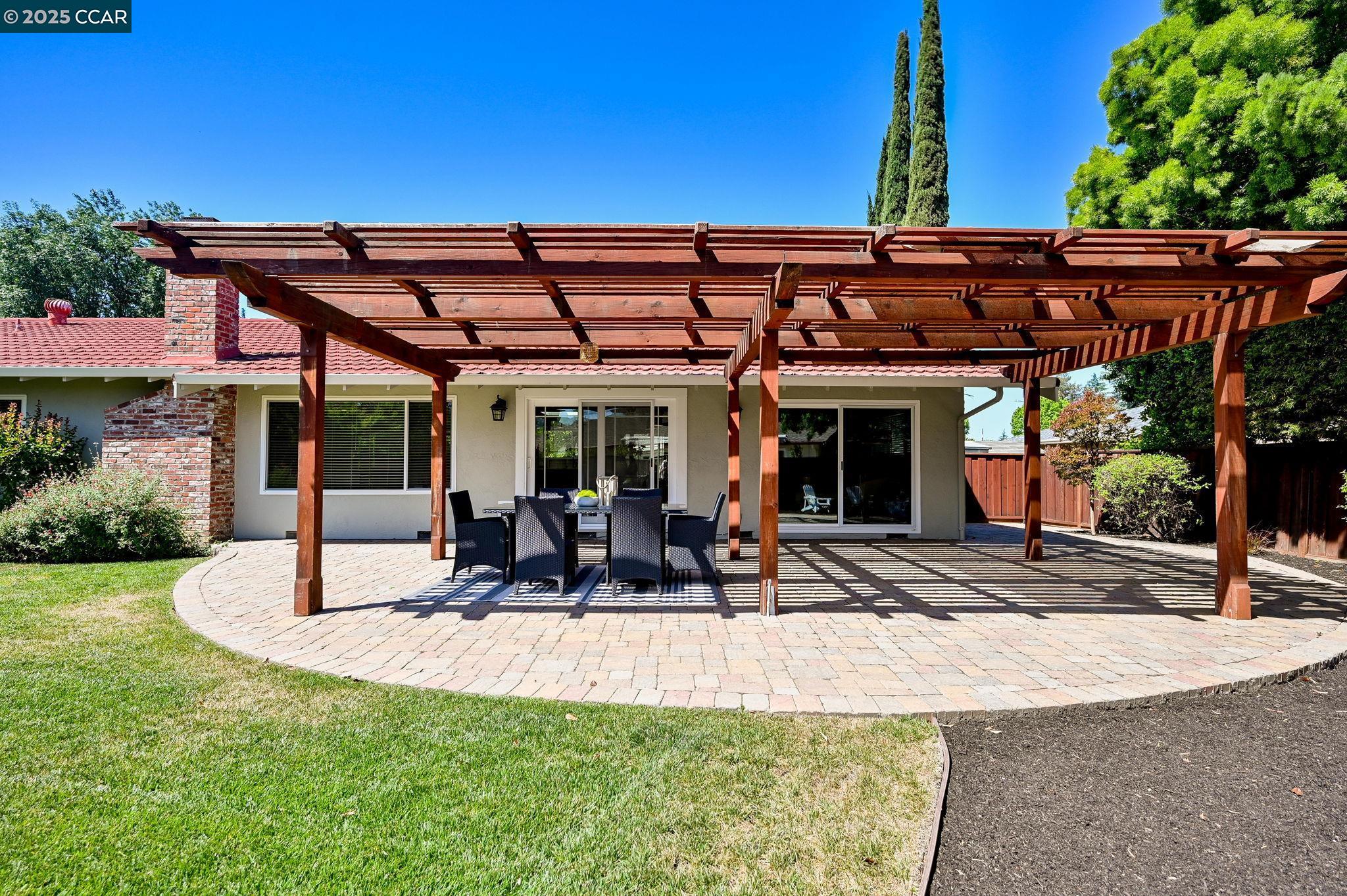 Detail Gallery Image 29 of 36 For 214 via Mantilla, Walnut Creek,  CA 94598 - 4 Beds | 2 Baths