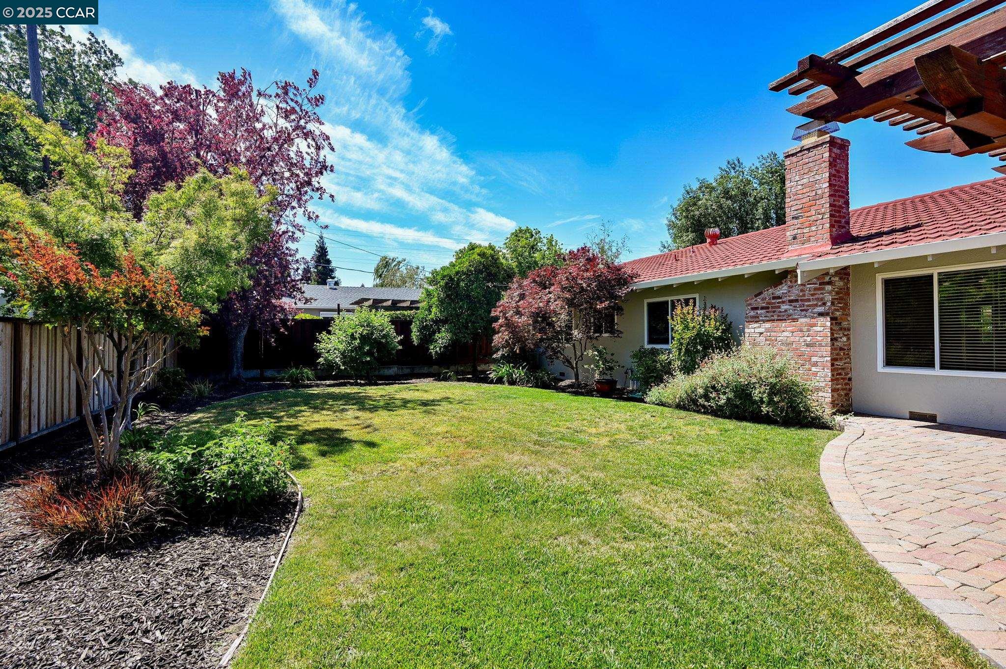 Detail Gallery Image 30 of 36 For 214 via Mantilla, Walnut Creek,  CA 94598 - 4 Beds | 2 Baths
