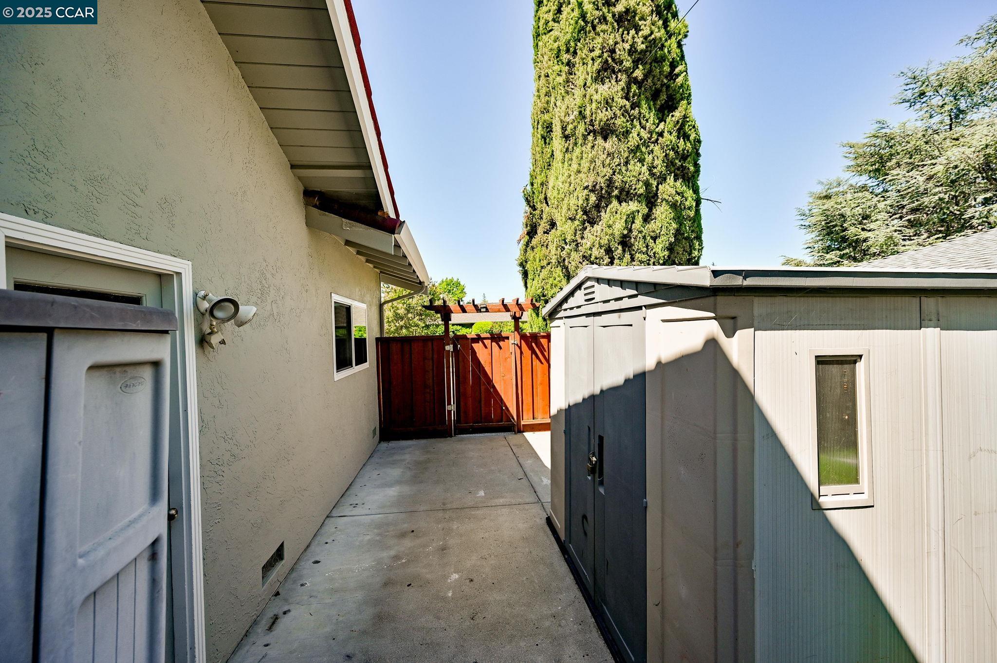 Detail Gallery Image 35 of 36 For 214 via Mantilla, Walnut Creek,  CA 94598 - 4 Beds | 2 Baths