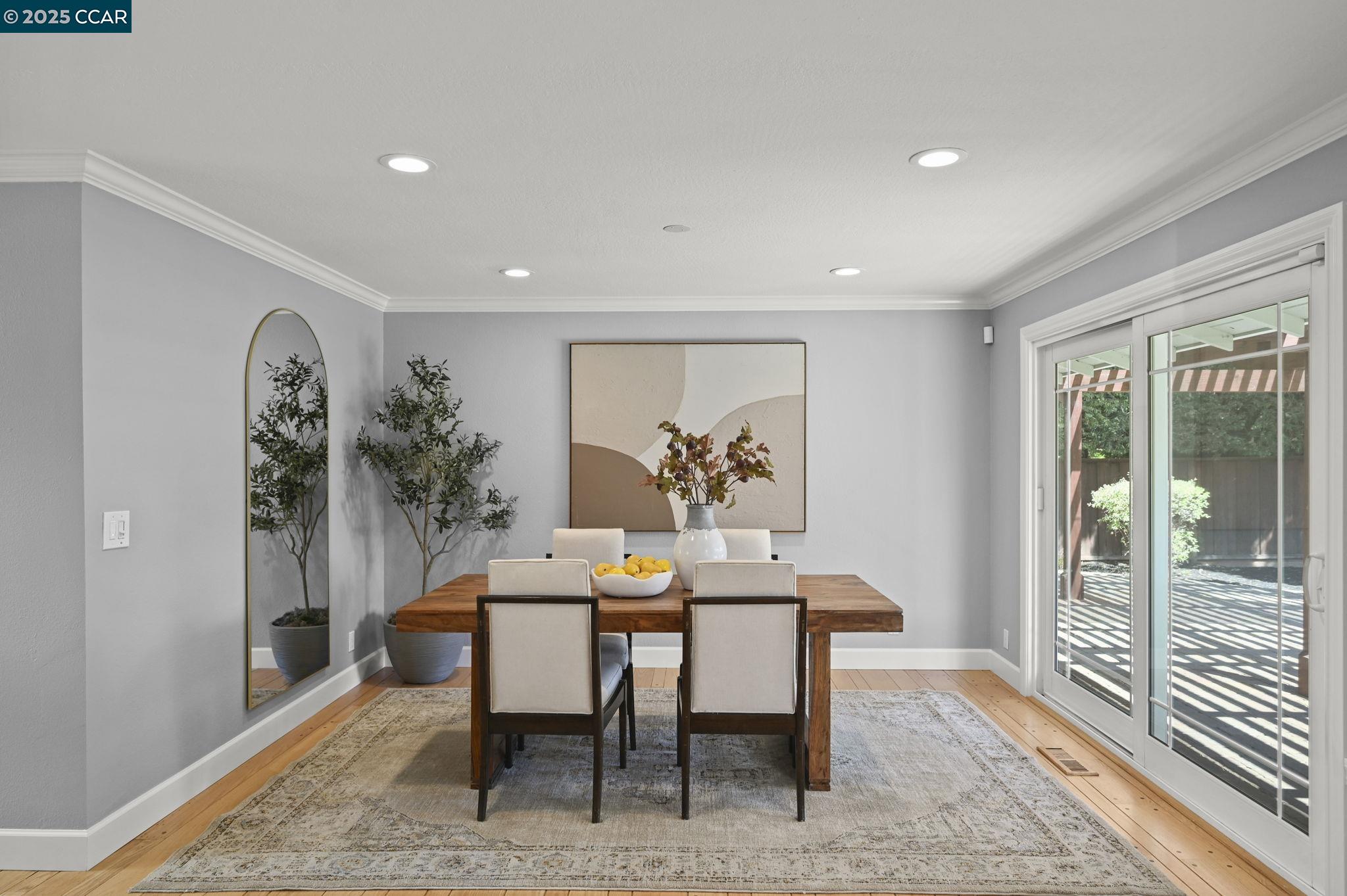 Detail Gallery Image 8 of 36 For 214 via Mantilla, Walnut Creek,  CA 94598 - 4 Beds | 2 Baths