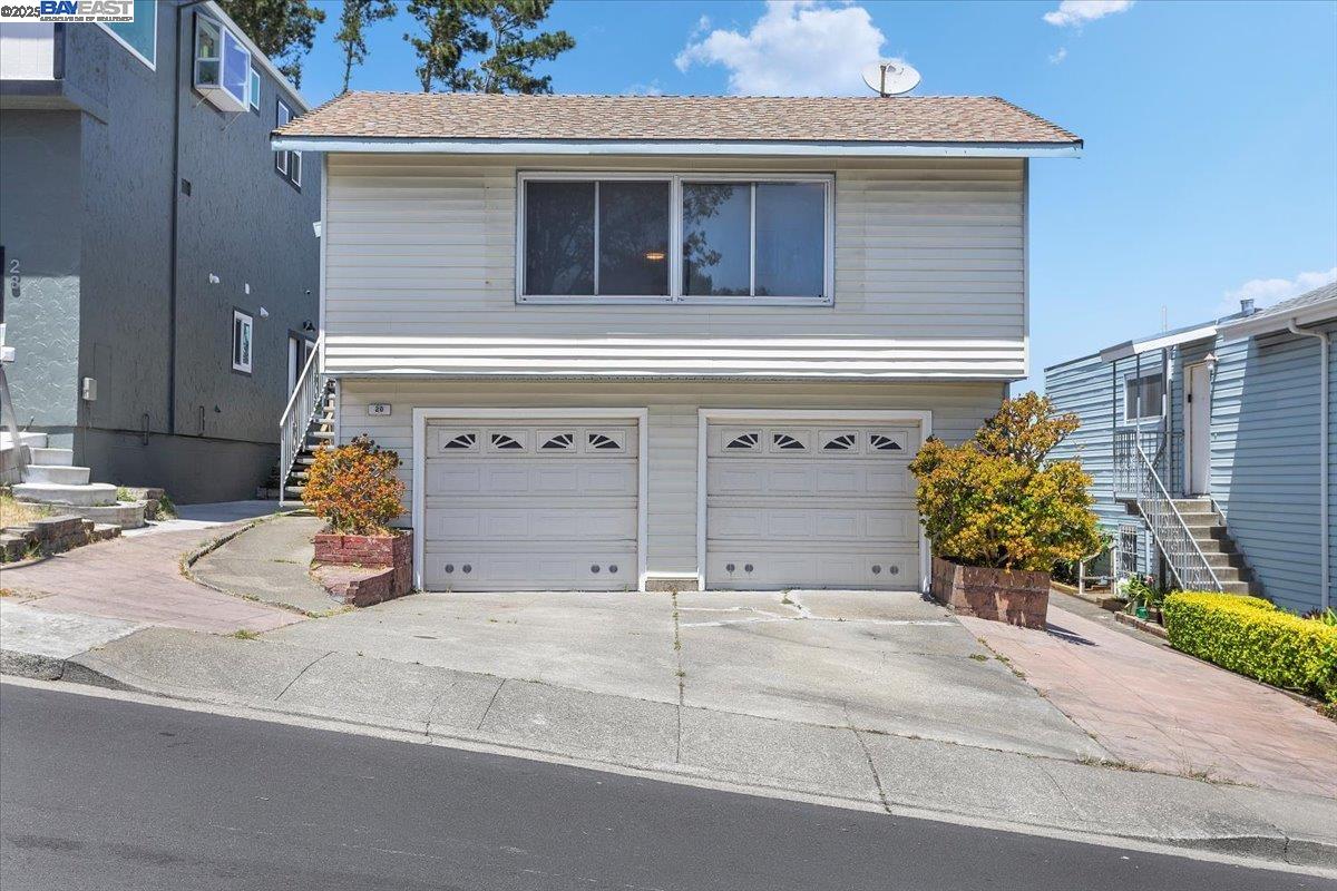 Detail Gallery Image 1 of 1 For 20 Margate, Daly City,  CA 94015 - 3 Beds | 2 Baths