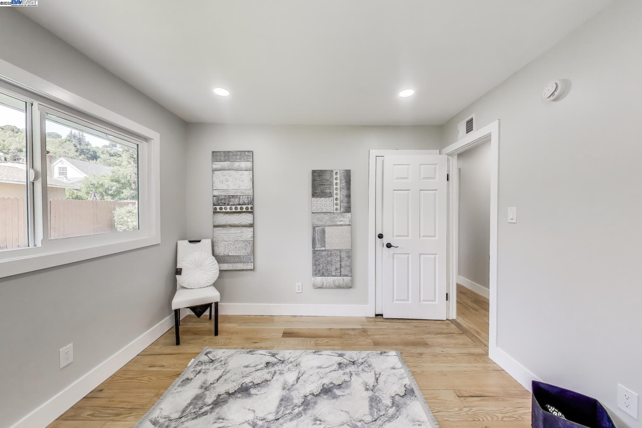 Detail Gallery Image 17 of 21 For 2316 Dolores, Pinole,  CA 94564 - 3 Beds | 2 Baths