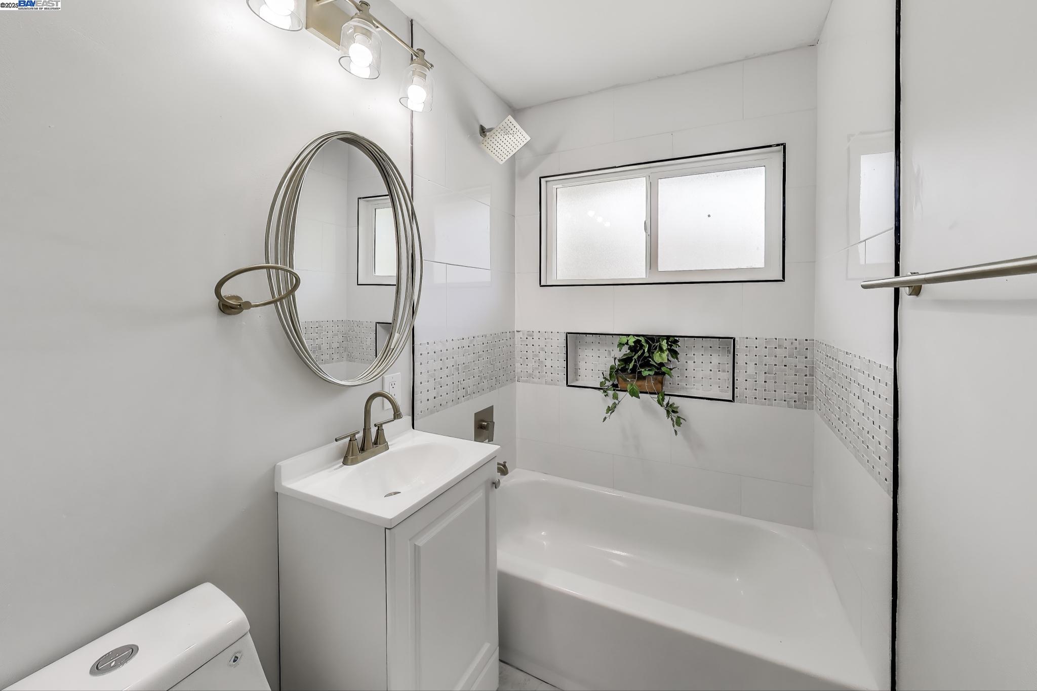 Detail Gallery Image 18 of 21 For 2316 Dolores, Pinole,  CA 94564 - 3 Beds | 2 Baths