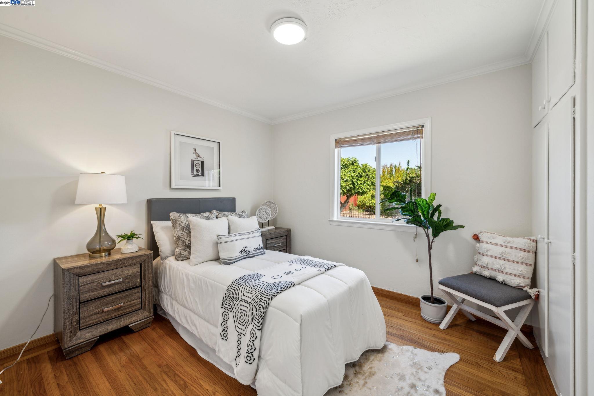 Detail Gallery Image 14 of 24 For 1457 via El Monte, San Lorenzo,  CA 94580 - 3 Beds | 1 Baths