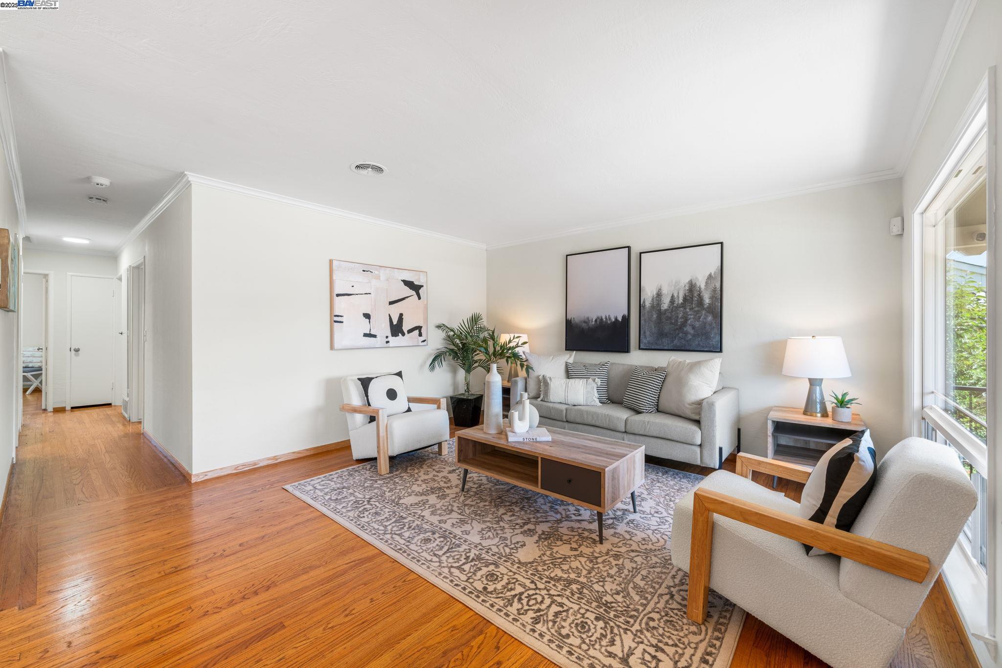 Detail Gallery Image 5 of 24 For 1457 via El Monte, San Lorenzo,  CA 94580 - 3 Beds | 1 Baths