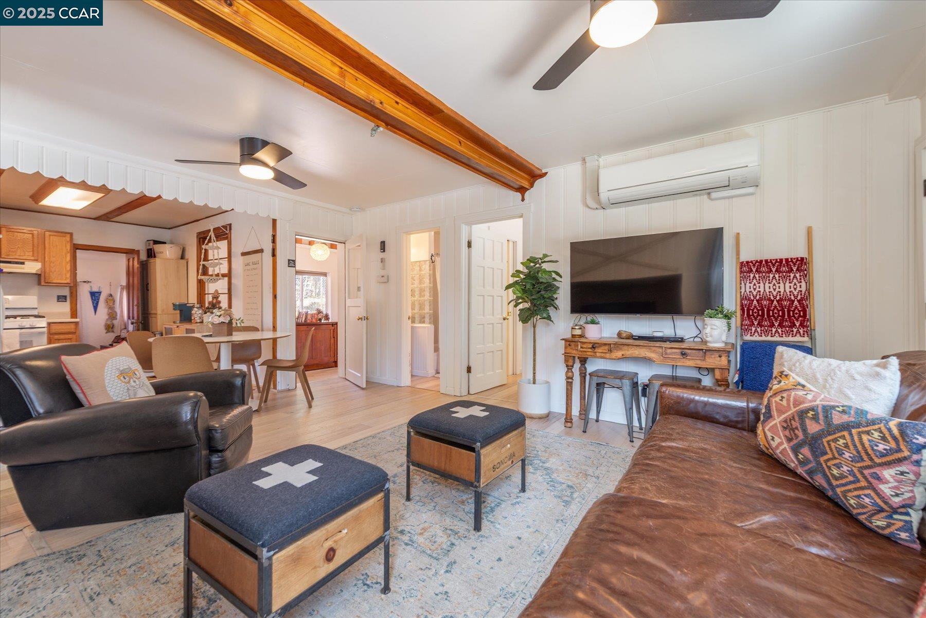 Detail Gallery Image 2 of 25 For 604 Chipmunk St, Kings Beach,  CA 96143 - 2 Beds | 2 Baths