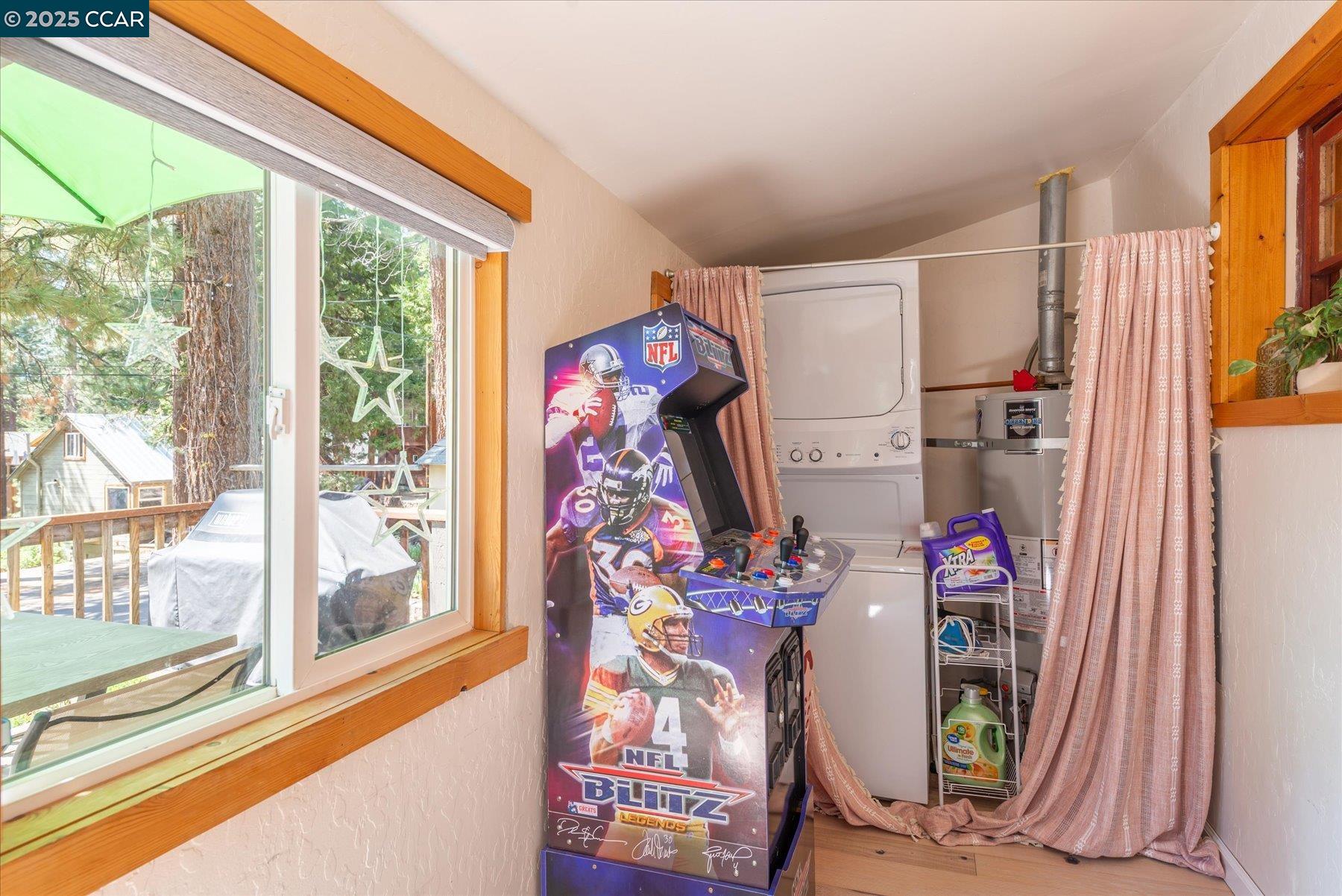 Detail Gallery Image 18 of 25 For 604 Chipmunk St, Kings Beach,  CA 96143 - 2 Beds | 2 Baths